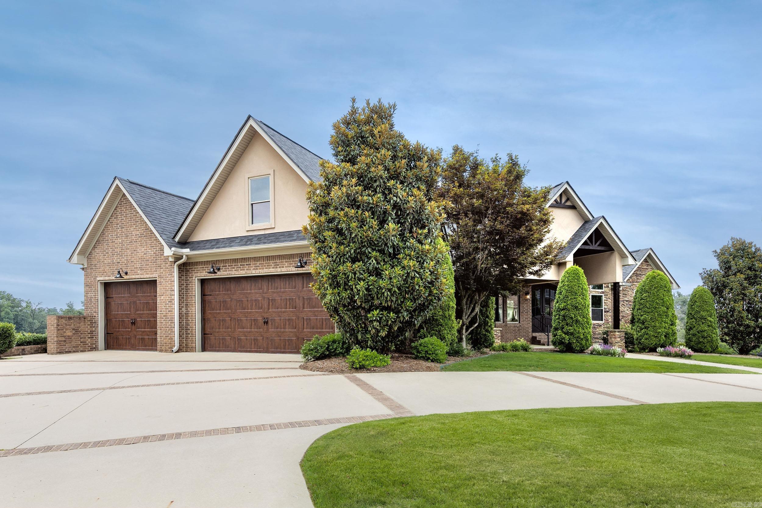 HURRICANE LAKE EST - Residential