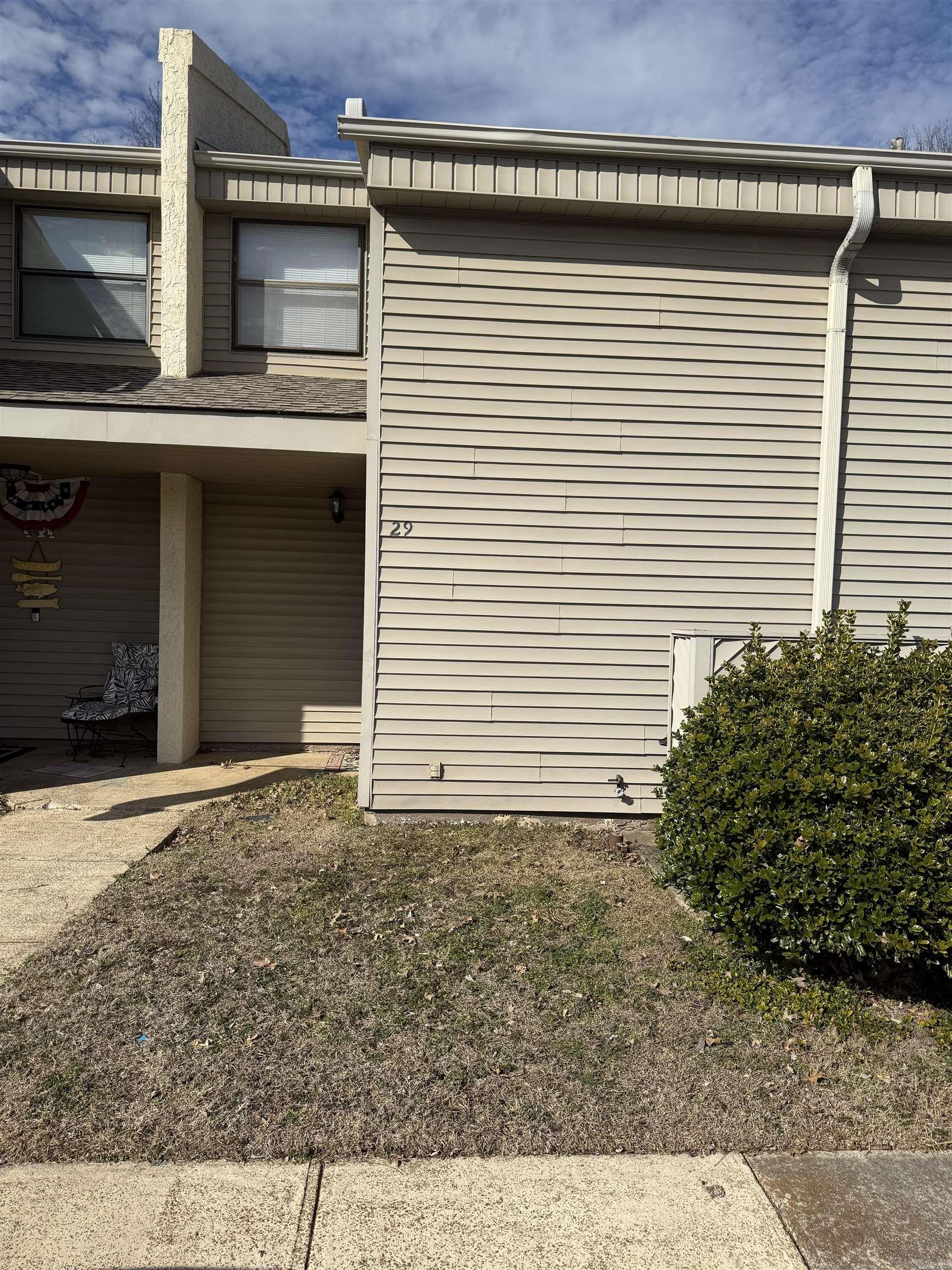SUPER NICE LAKEWOOD CONDO RIGHT ACROSS FROM PRIVATE COMPLEX POOL.  Beautifully remodeled kitchen is open to dining/living area.  New oak cabinets with pull-outs, wine rack, tile counter tops, & tile backsplash.  Lower level half bath is also updated, and upper level bath is completely & beautifully remodeled with new step in shower & double vanities & cabinetry! Bedrooms have built-in dressers.  One has a sleeping nook, or use as a great office space.  Flooring is tile and carpet.  Very nice washer & dryer are also included.  Energy efficient windows and doors.  Fully furnished with quality furniture and decor!  Rear patio has fenced enclosure.  Patio furniture is included.  You will be so impressed with this condo.  Ready to move in to, or use as a rental.  Take  a look before you miss out on this one.  Call for details about the Condo Association Dues, and also the Fairfield Bay Resort & Community Dues and service fees.  AR