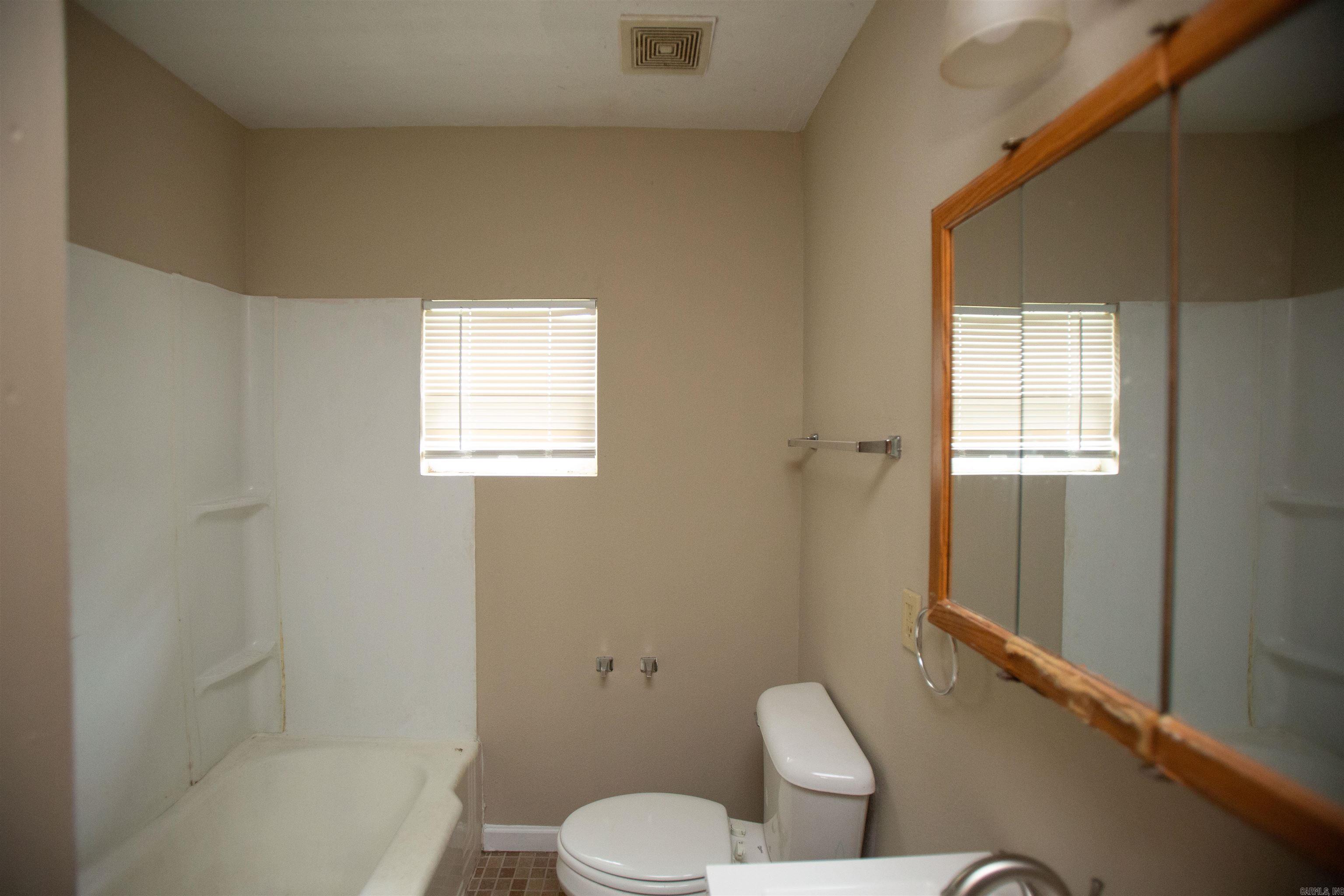Queens Manor - Residential Income