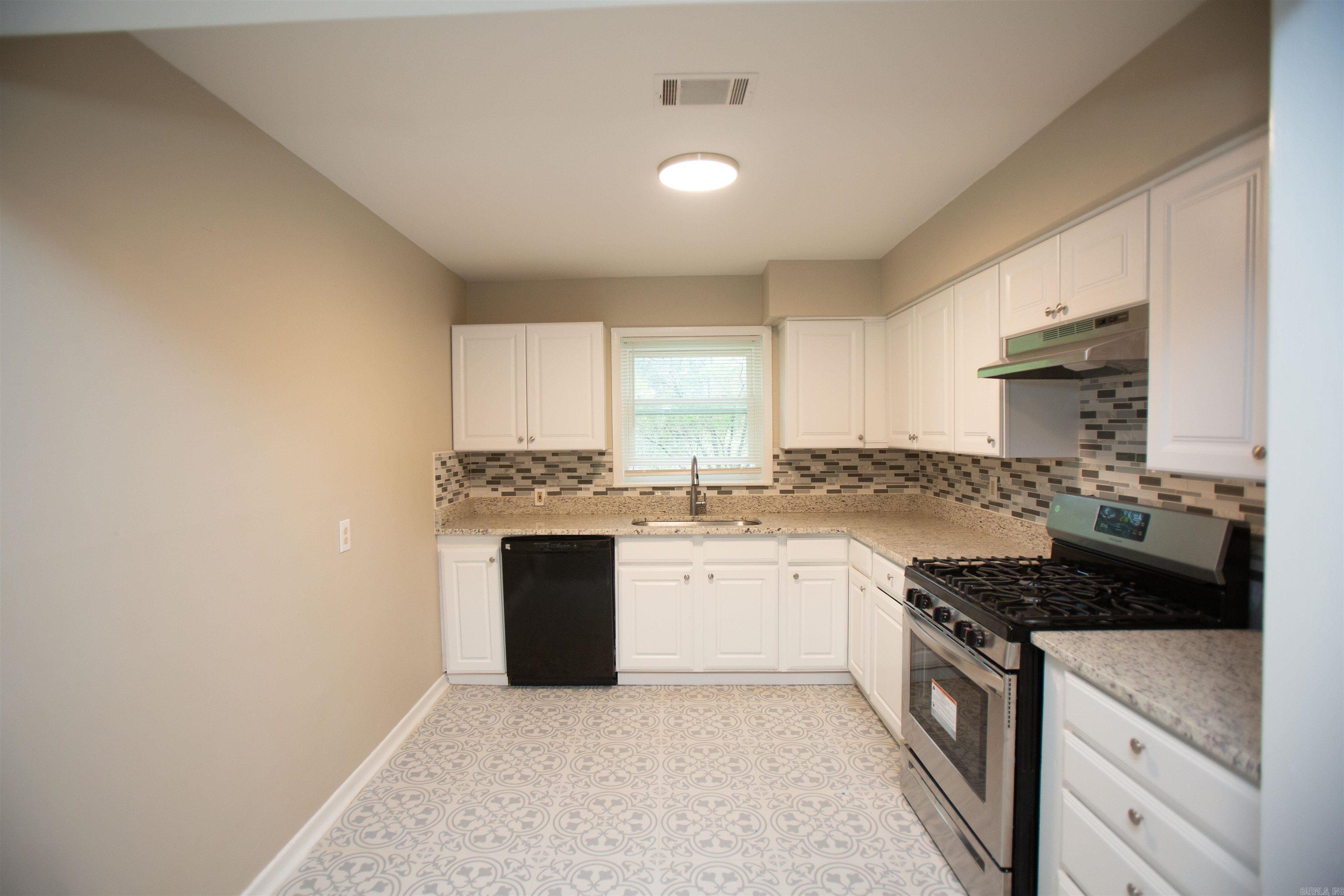 Queens Manor - Residential Income