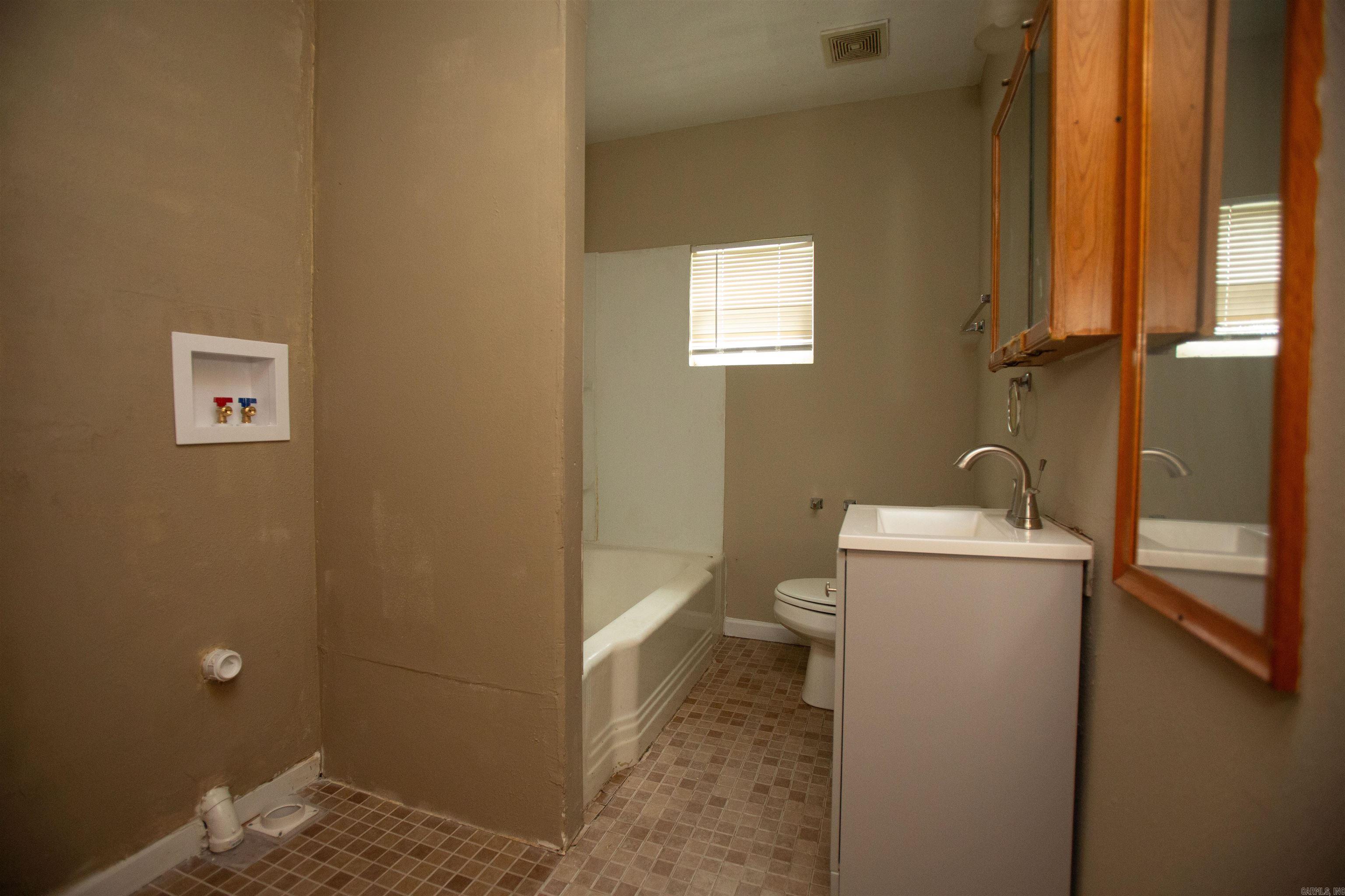 Queens Manor - Residential Income