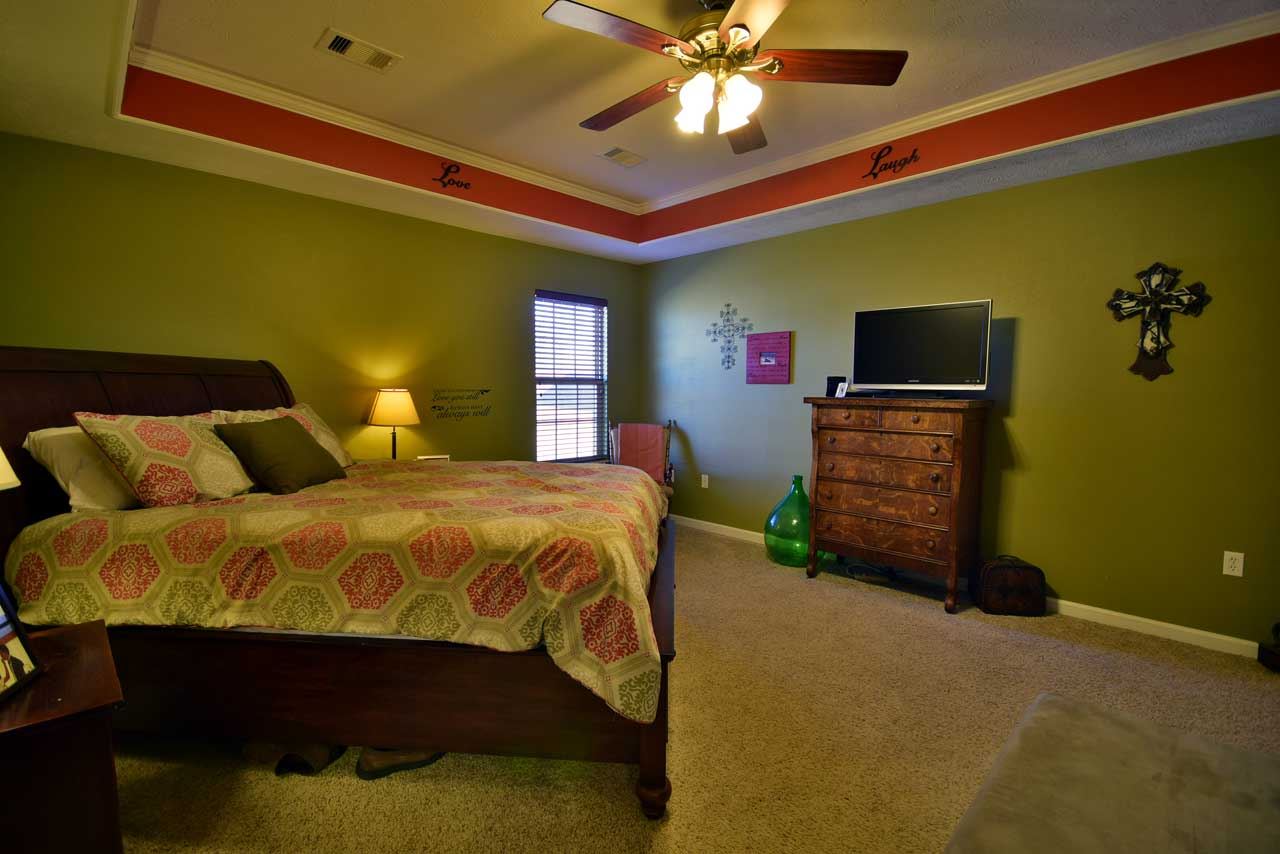 DOVE CREEK - Residential