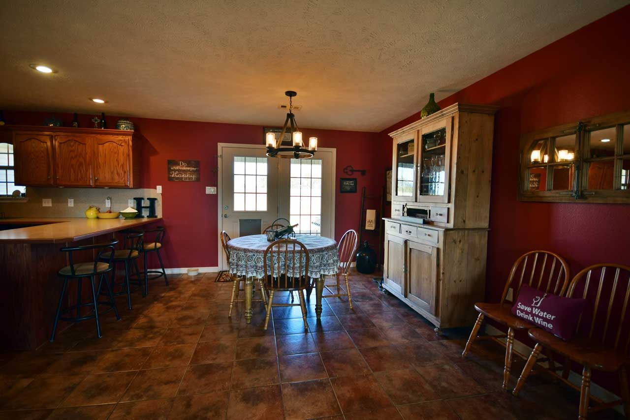 DOVE CREEK - Residential