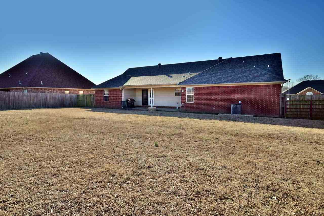 DOVE CREEK - Residential