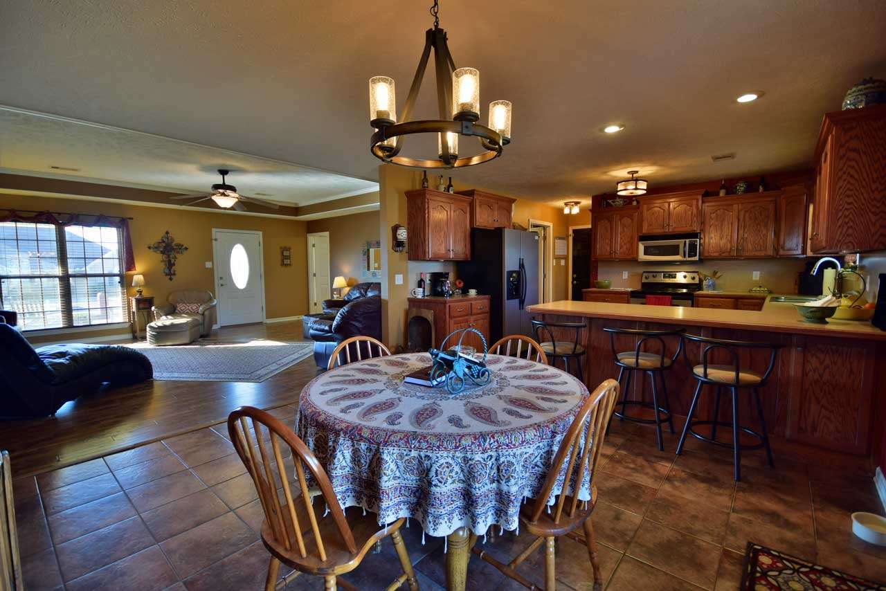 DOVE CREEK - Residential