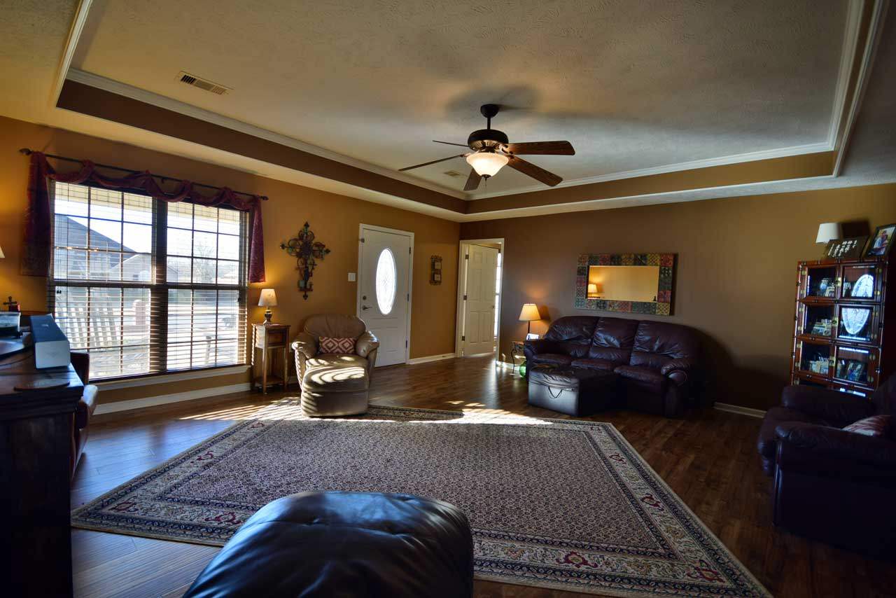 DOVE CREEK - Residential