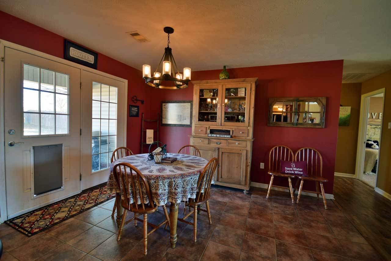 DOVE CREEK - Residential