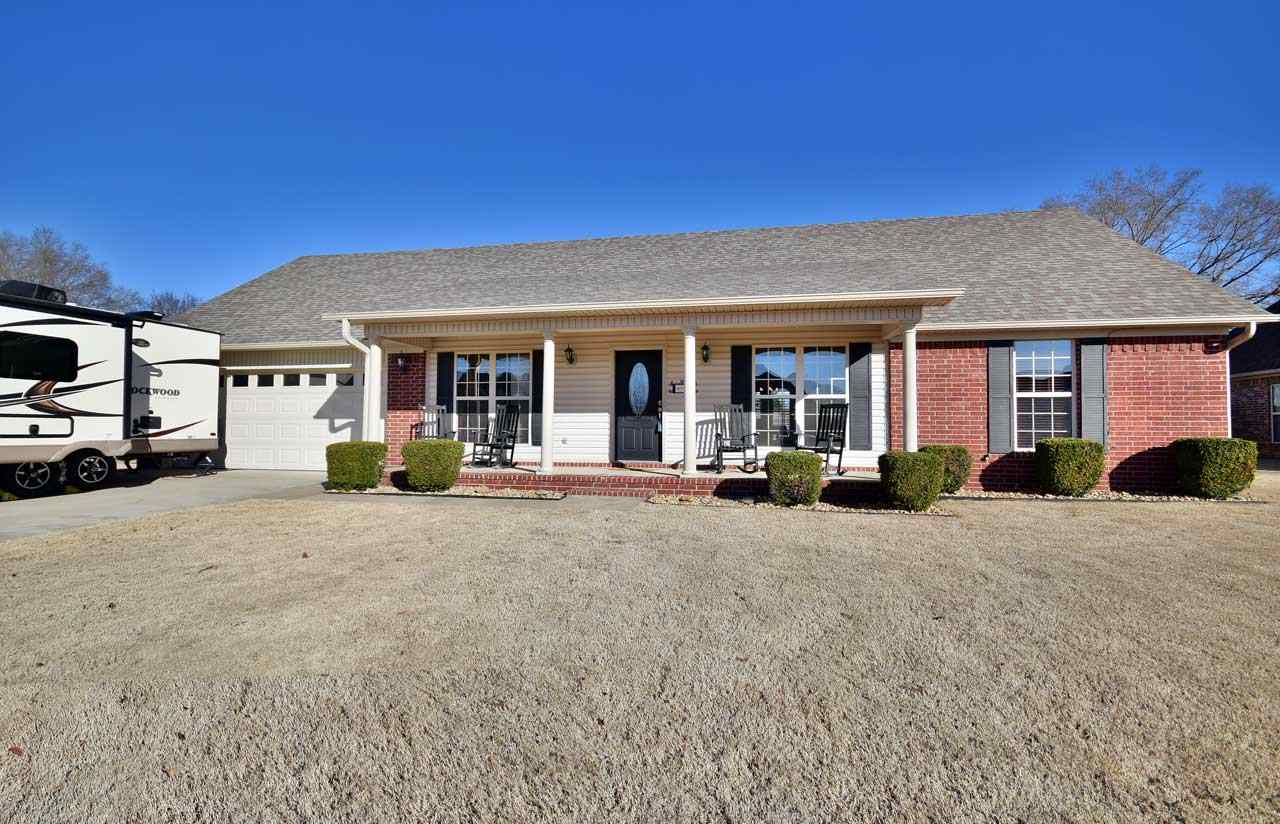 DOVE CREEK - Residential