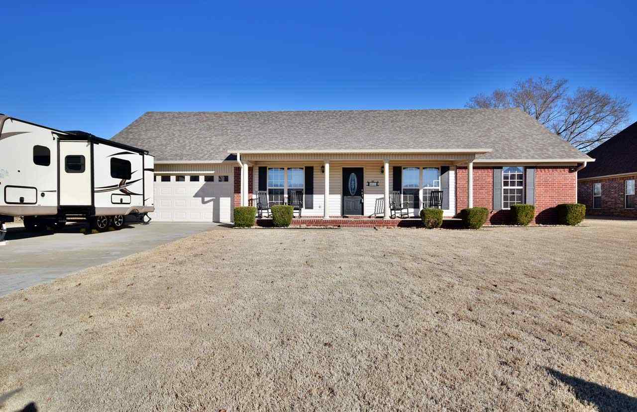 DOVE CREEK - Residential