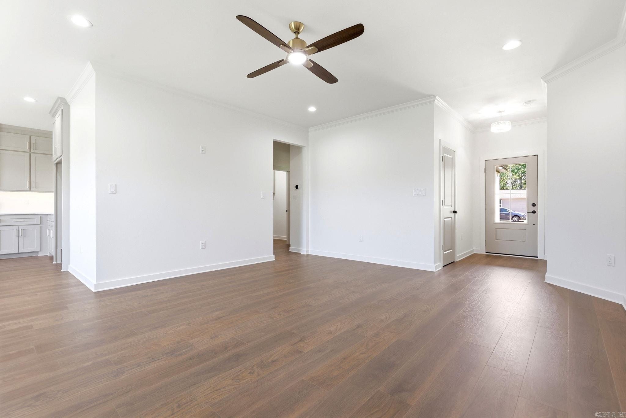 FLORIDIAN HEIGHTS PHASE 1 - Residential