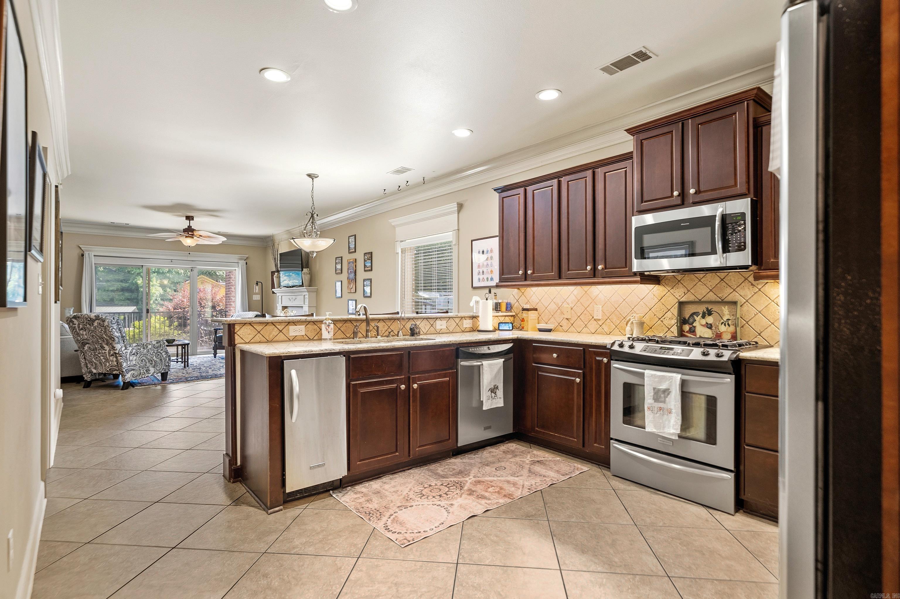 Lakeland Bay HPR - Residential