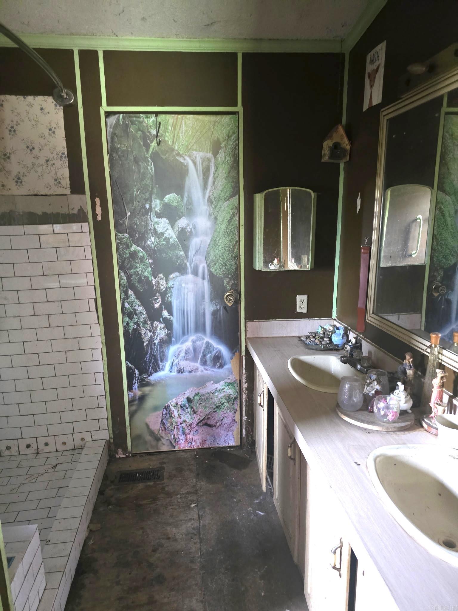MENA ORIGINAL - Residential