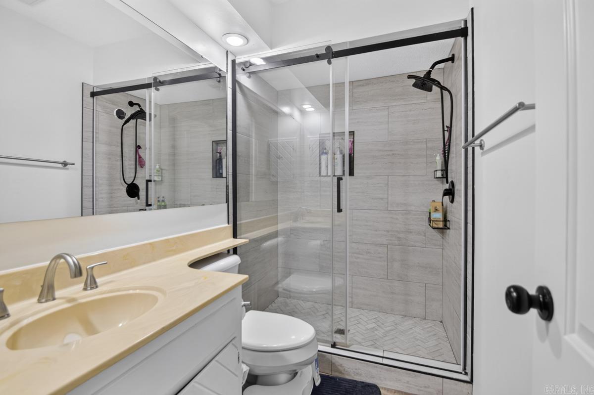 KINGSPARK TO COOK MTN VIL - Residential