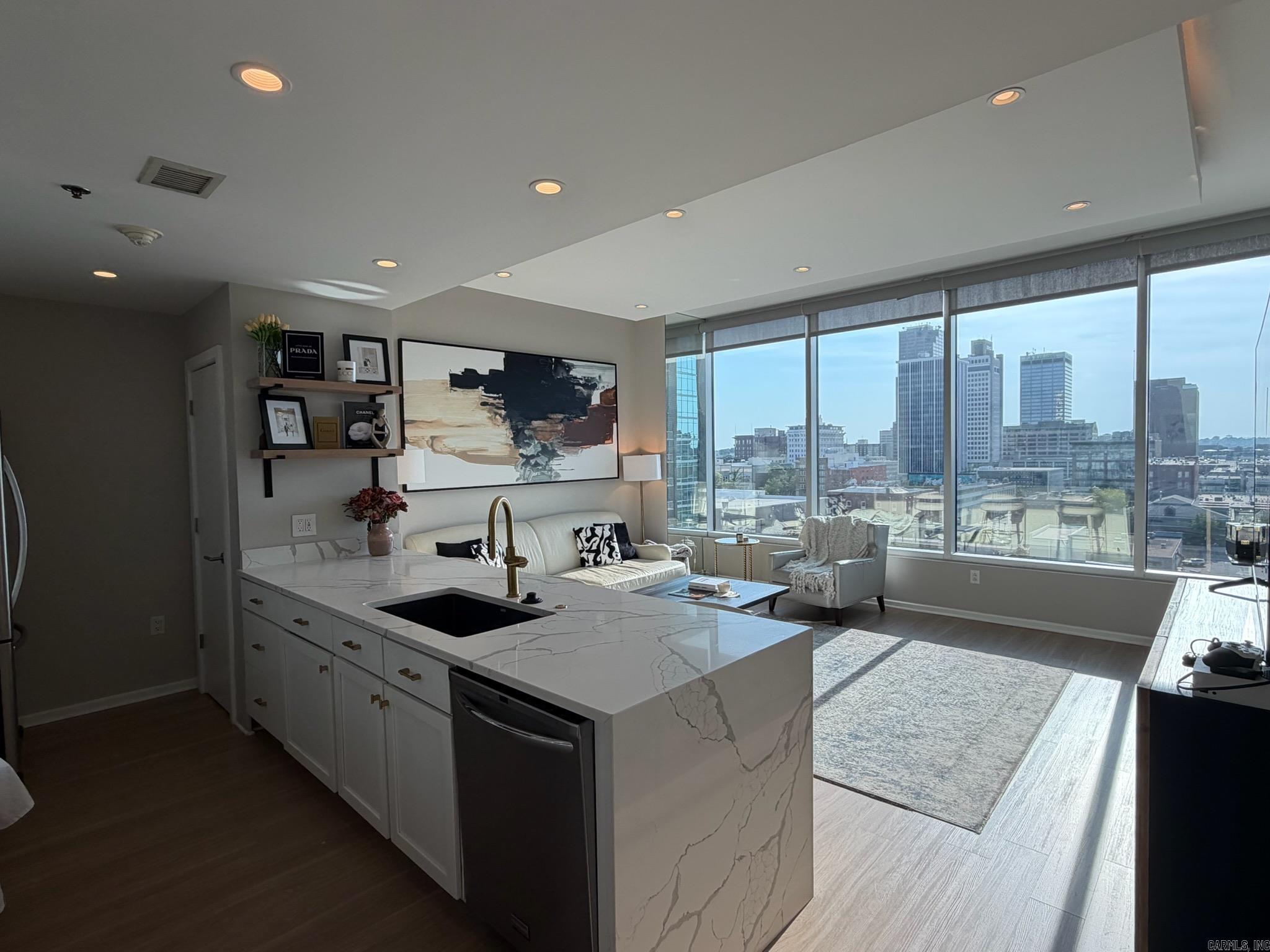 River Market Tower HPR - Residential