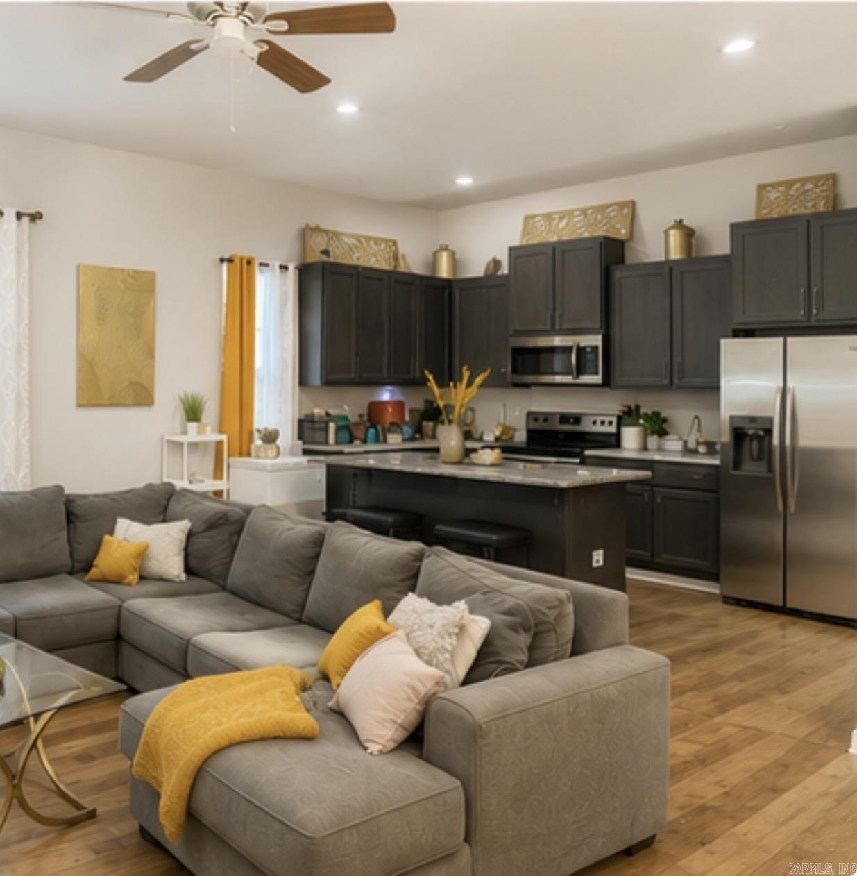 MARTIN T B ADDN - Residential
