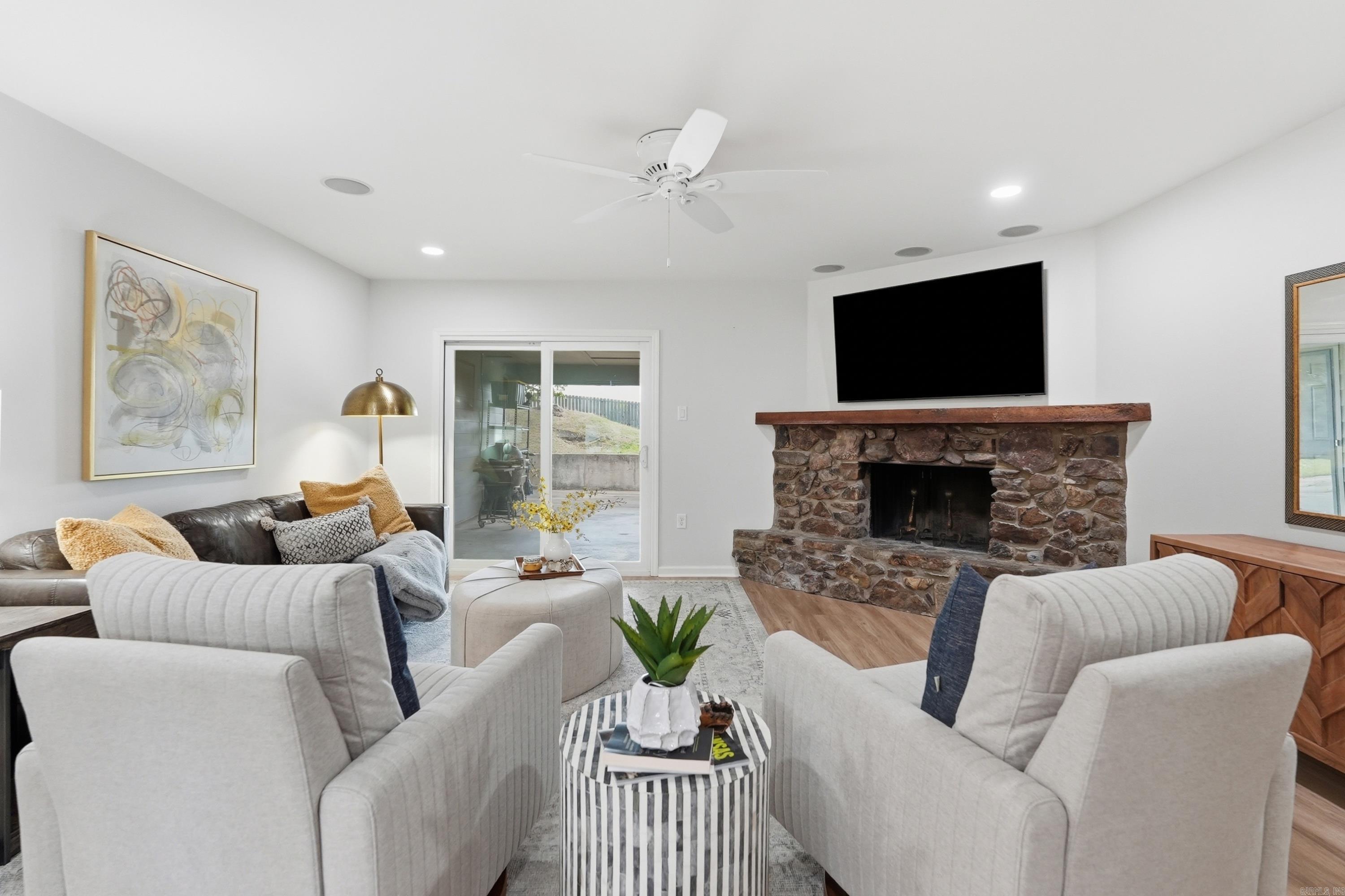 PLEASANT VALLEY - Residential