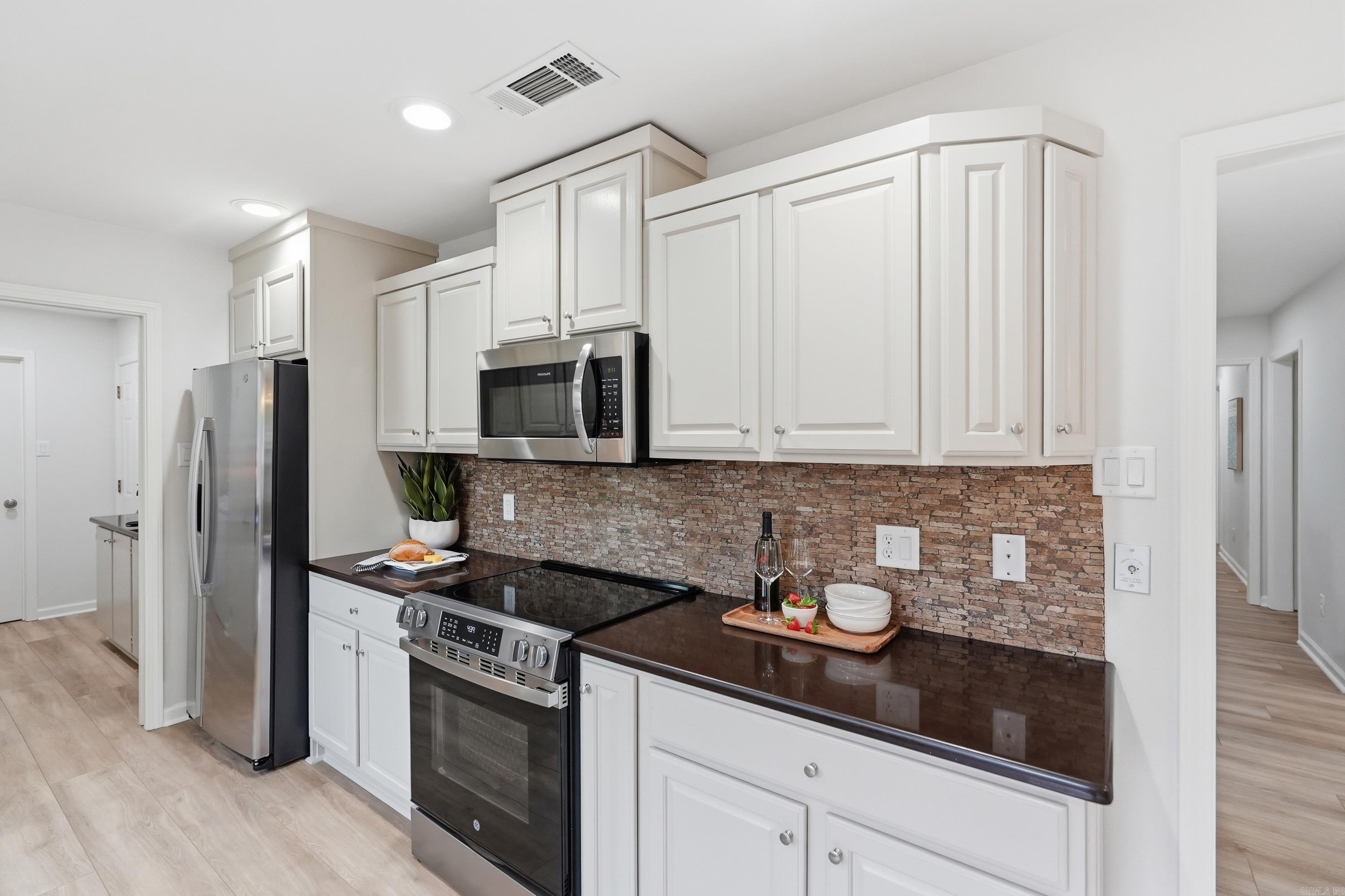 PLEASANT VALLEY - Residential