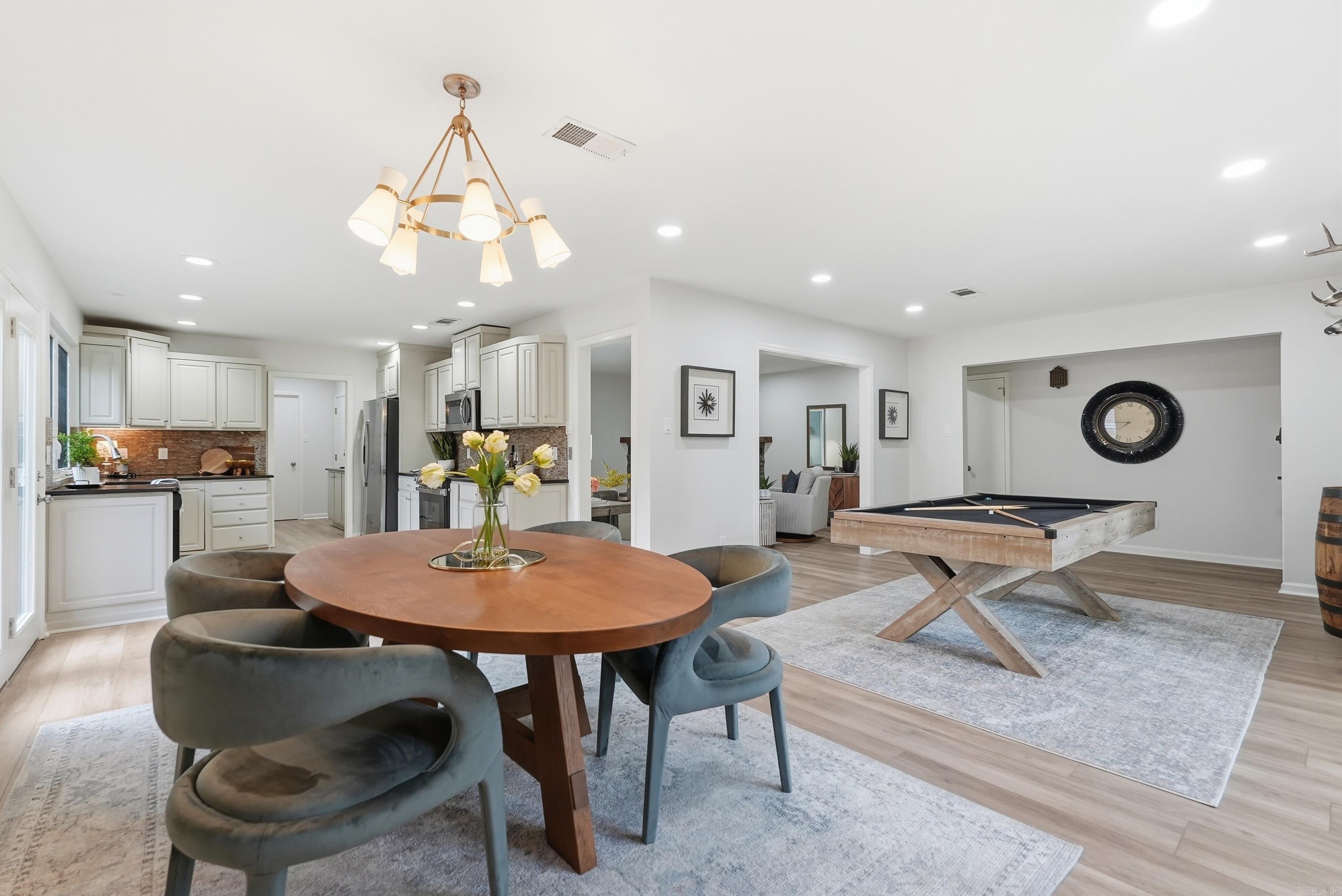 PLEASANT VALLEY - Residential
