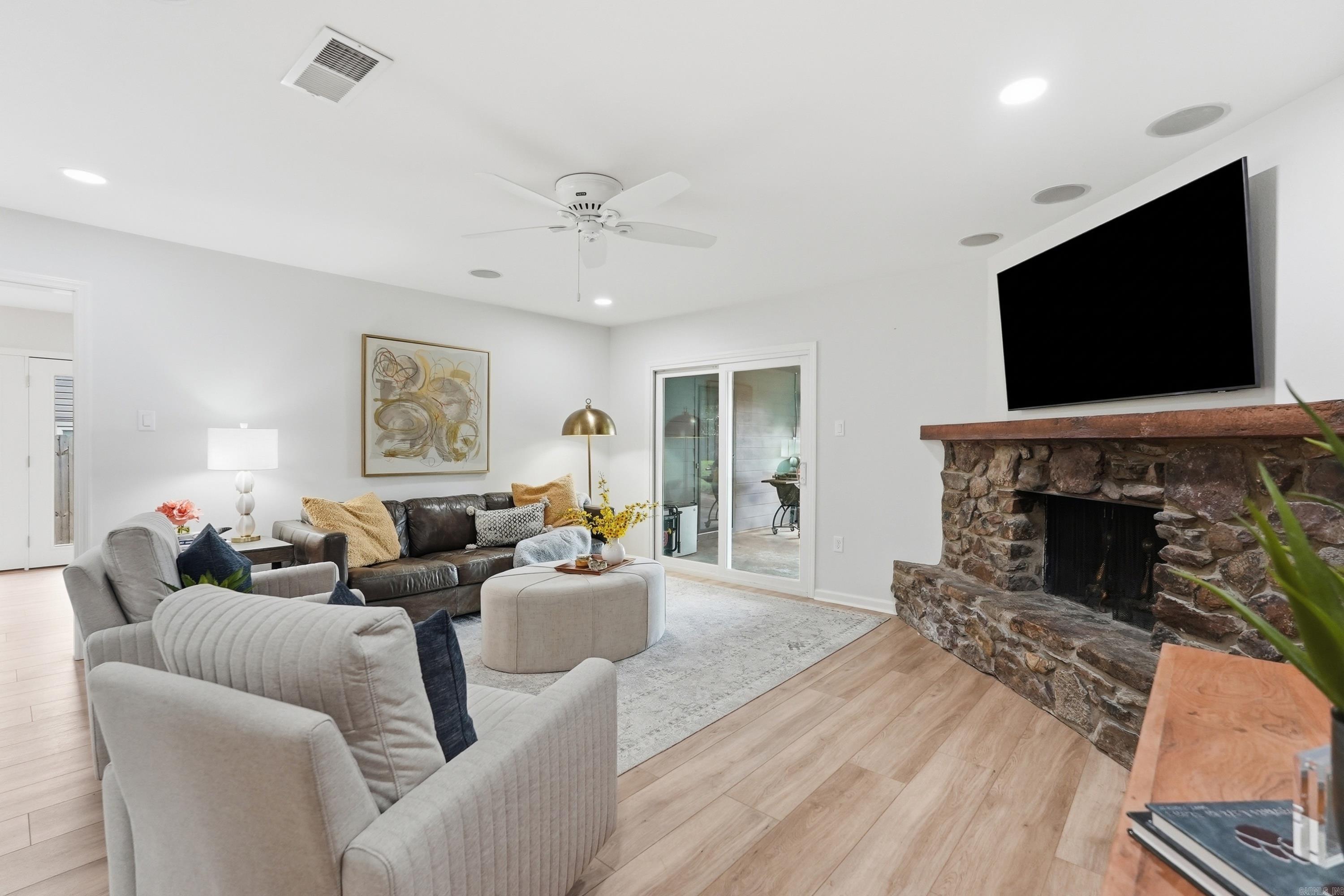 PLEASANT VALLEY - Residential