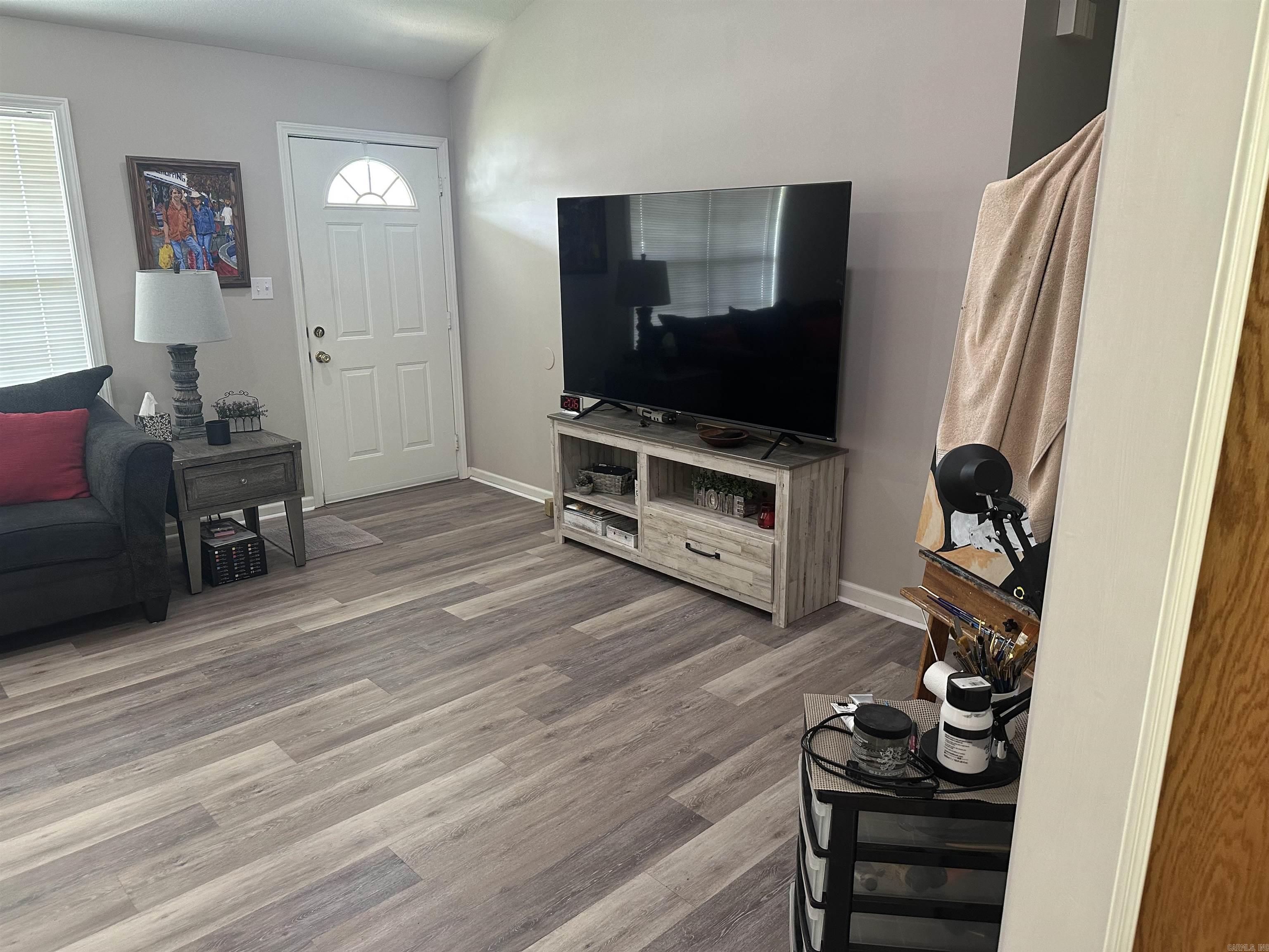 WALNUT CORNER - Residential