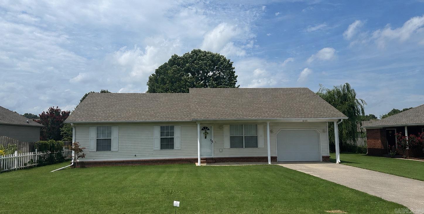WALNUT CORNER - Residential