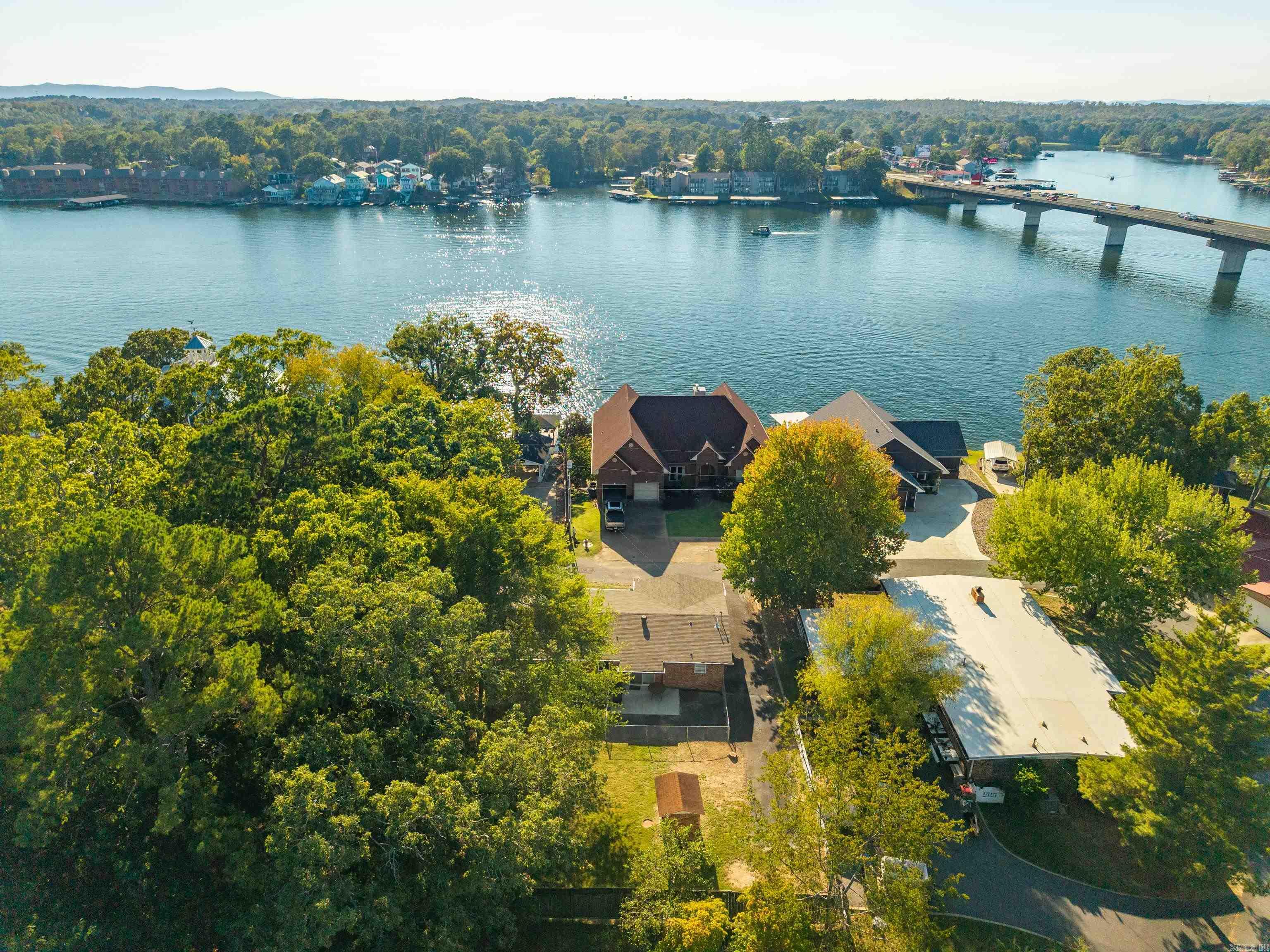 BRIDGEVIEW - Residential