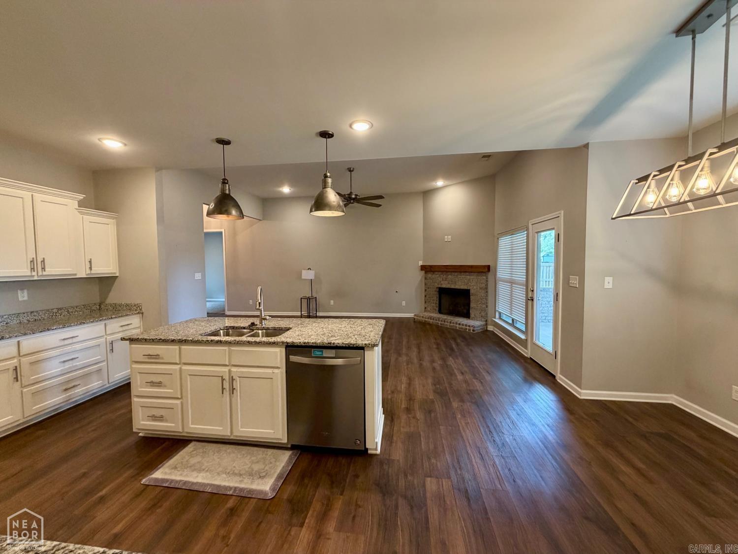 ESTATES OF DELTA POINTE PH II - Residential