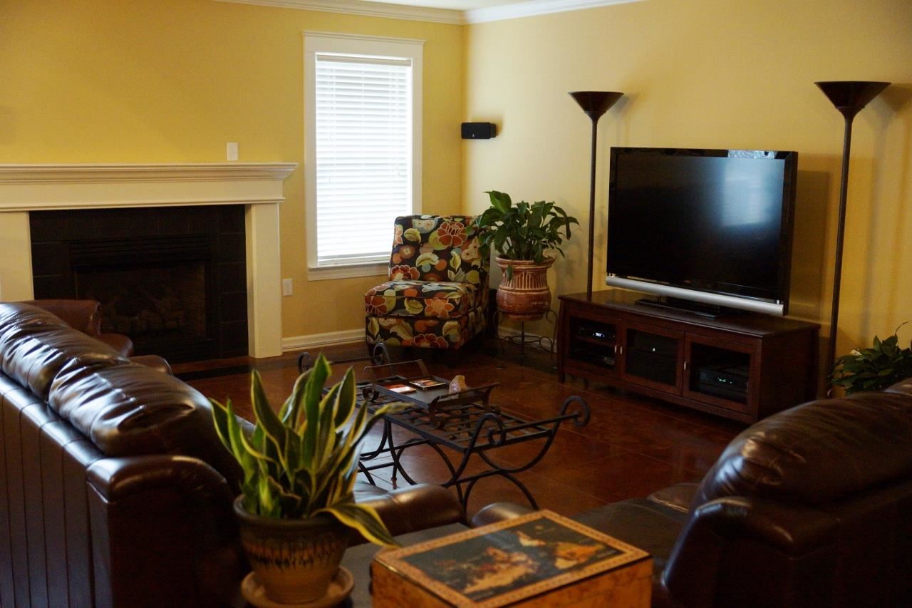 MEADOWLAKE - Residential