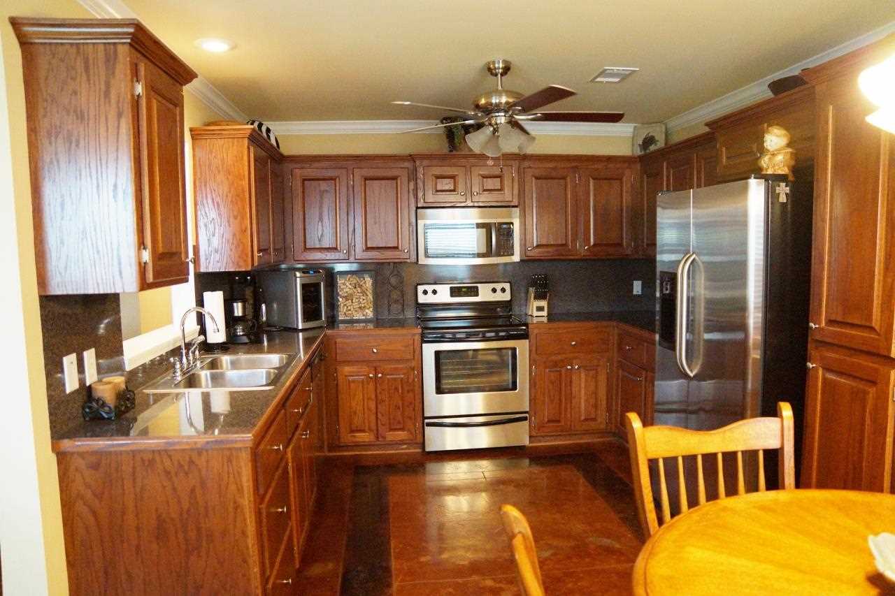 MEADOWLAKE - Residential