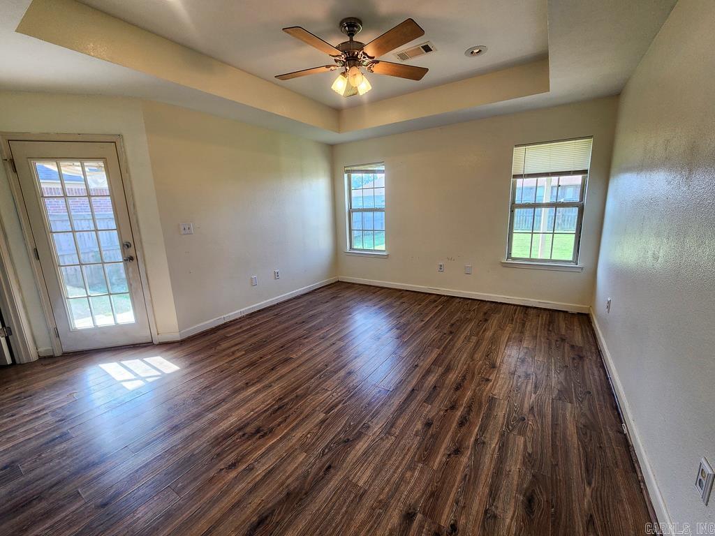 JEWELS ESTATES - Residential