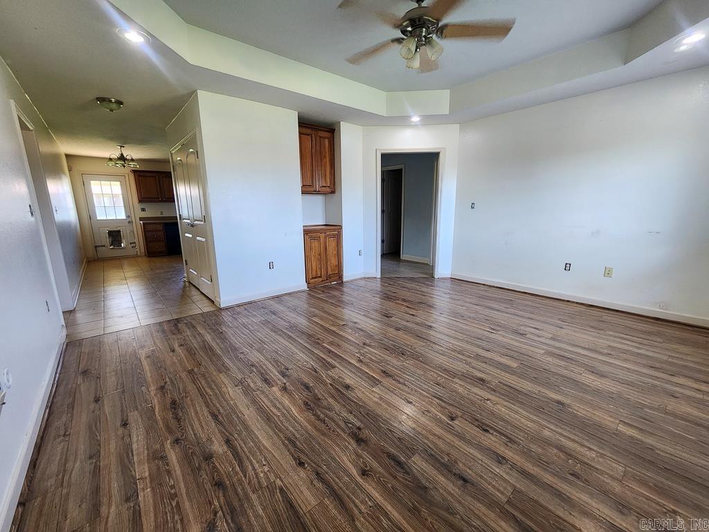 JEWELS ESTATES - Residential