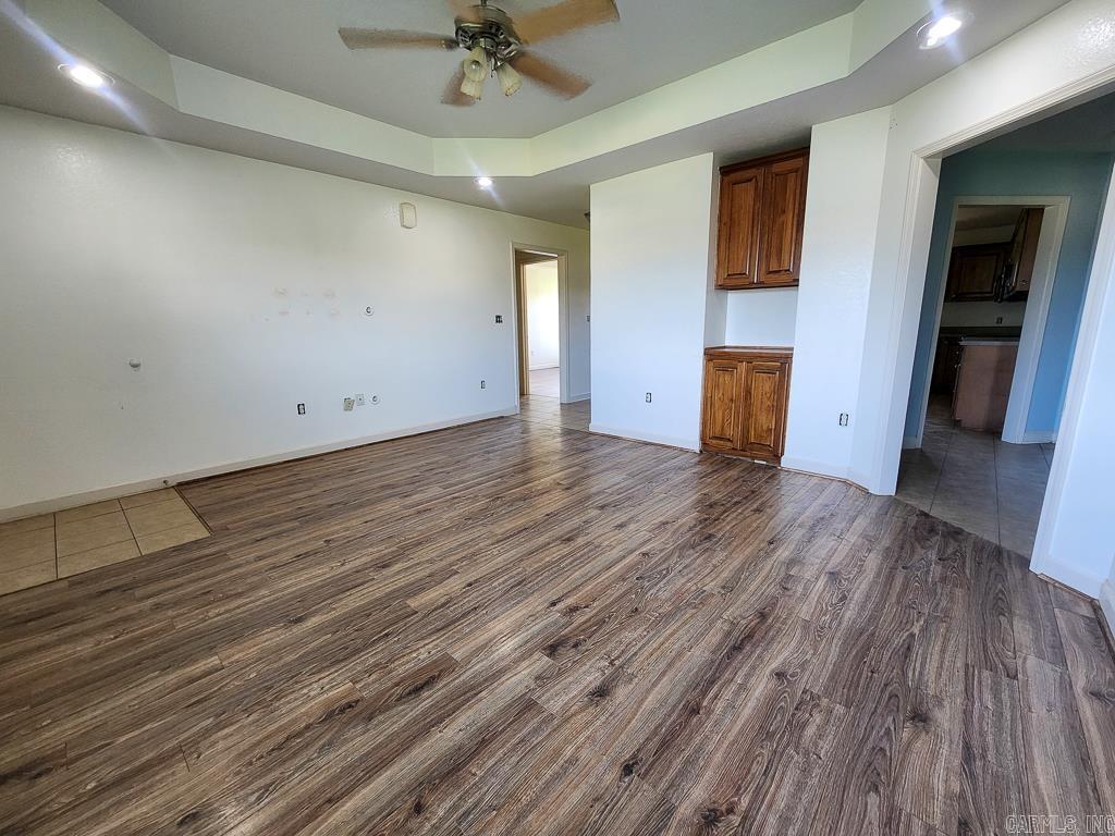 JEWELS ESTATES - Residential