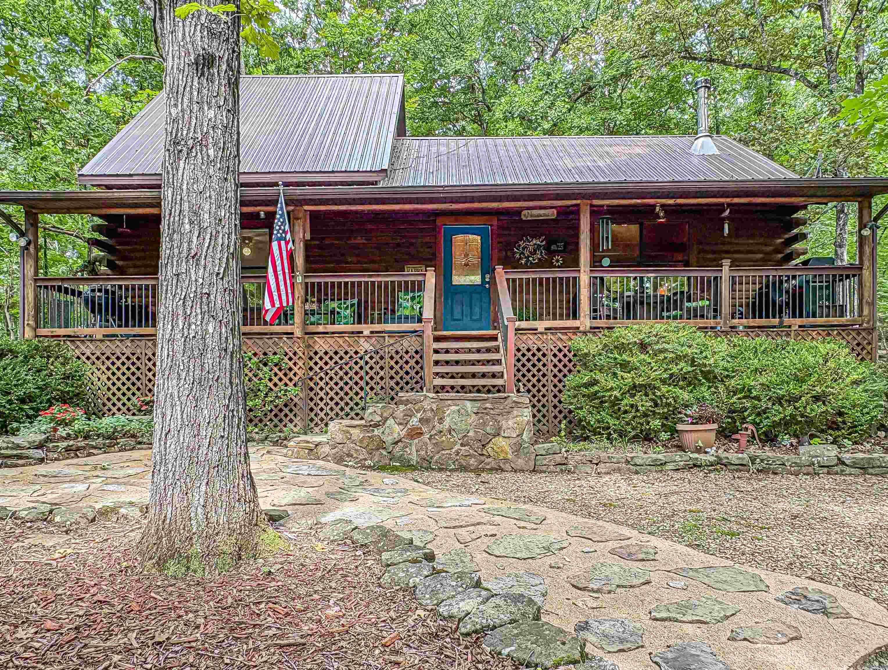 WHITE WATER ESTATES - Residential