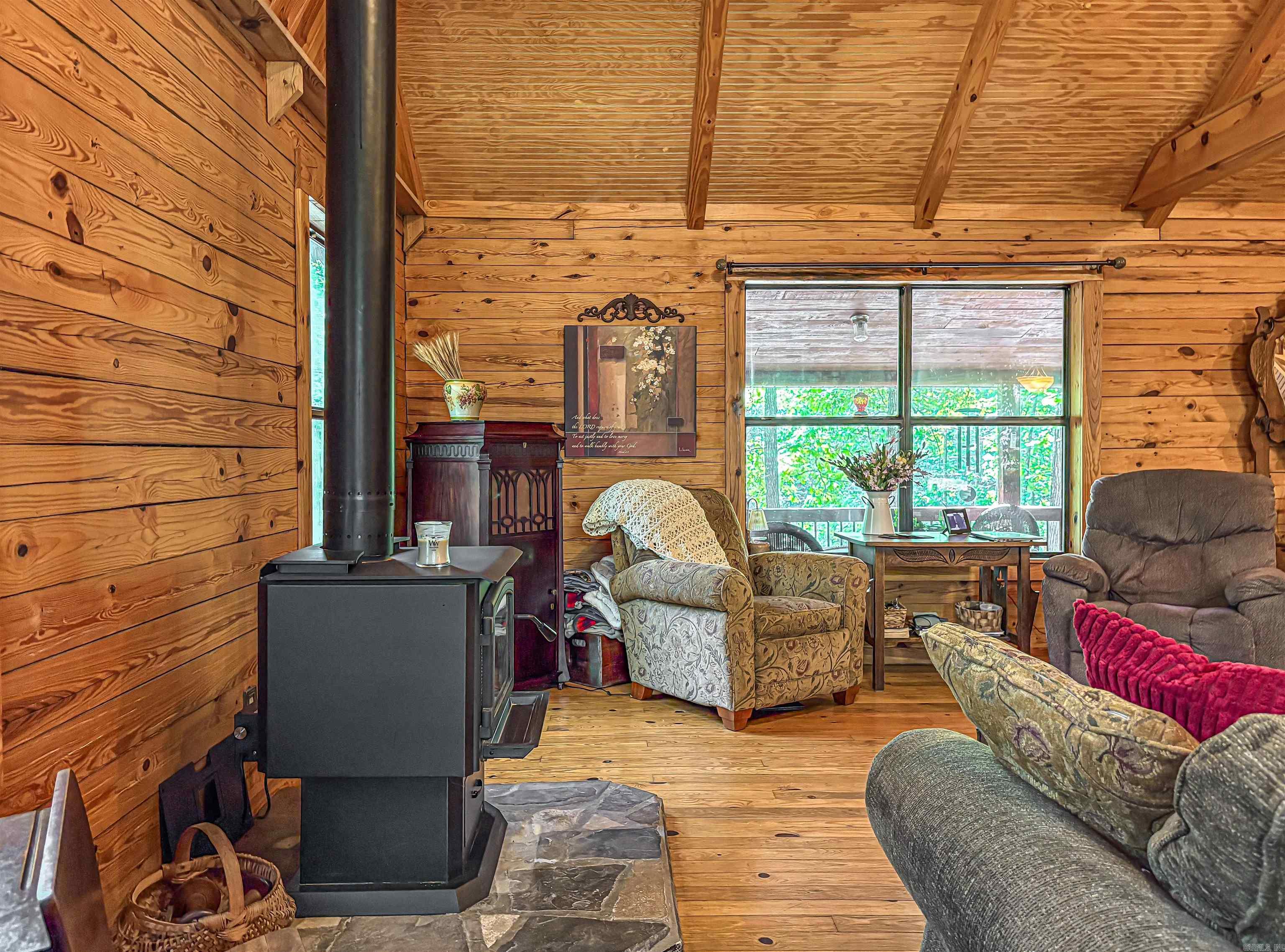 WHITE WATER ESTATES - Residential