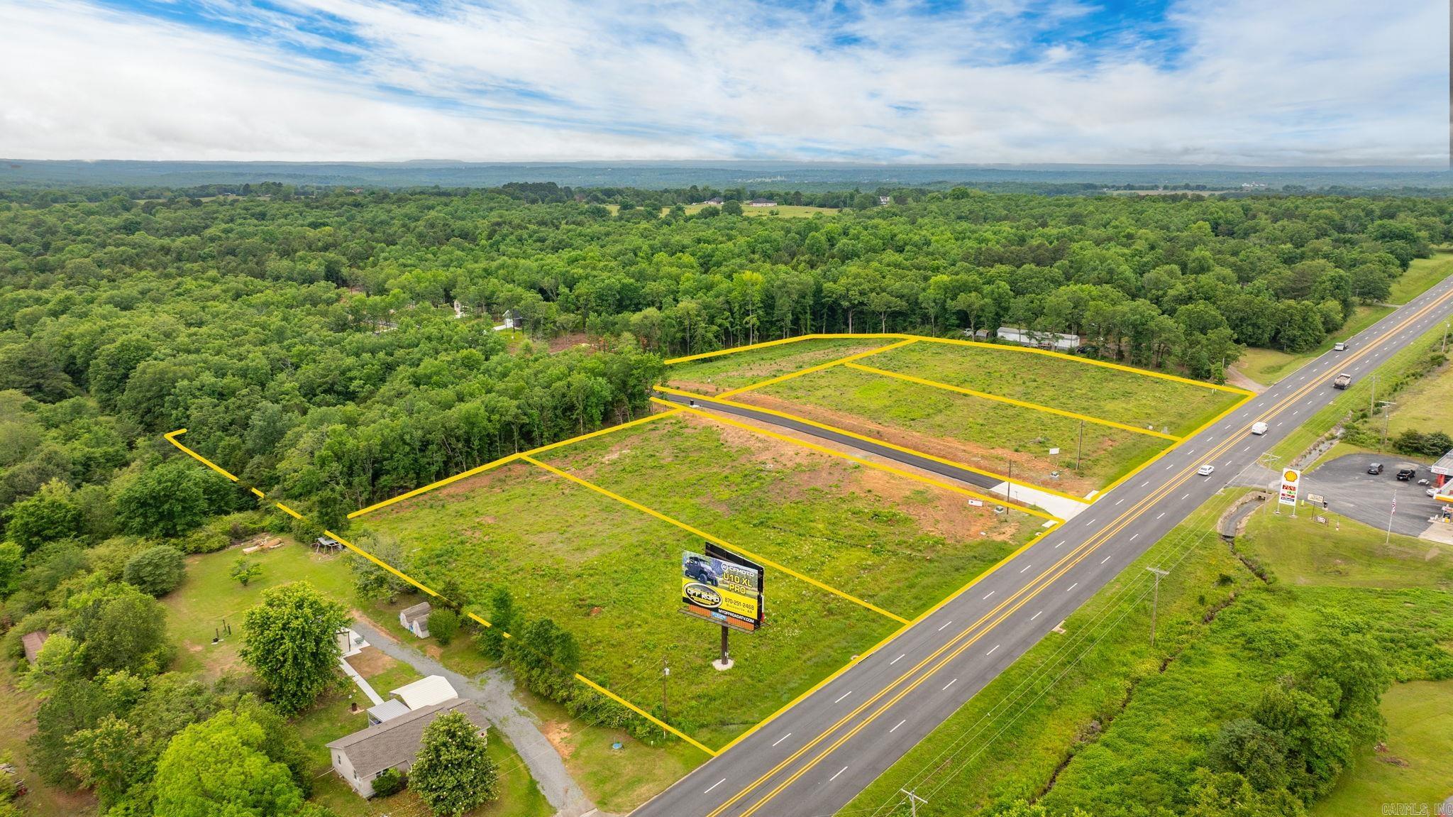 ULES WATSON PLACE - Commercial Sale