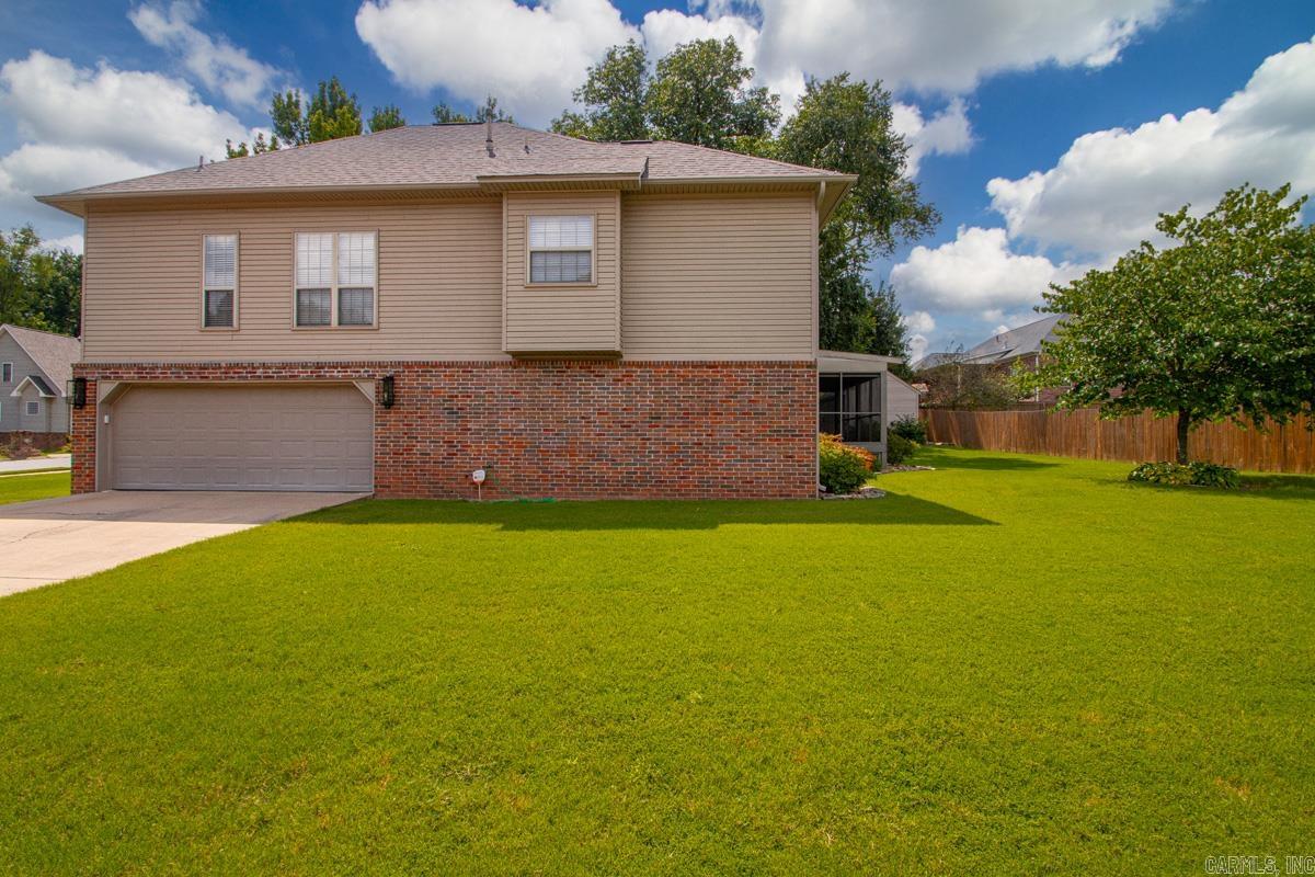 WOODLAND PARK - Residential