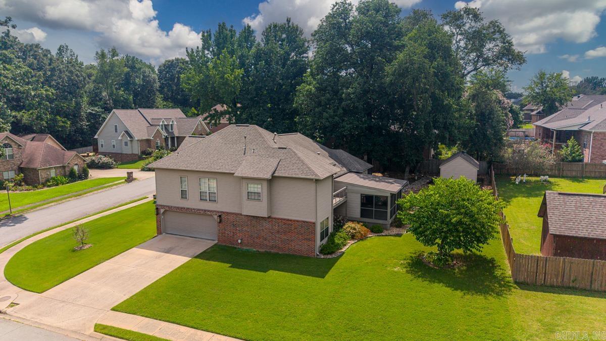 WOODLAND PARK - Residential