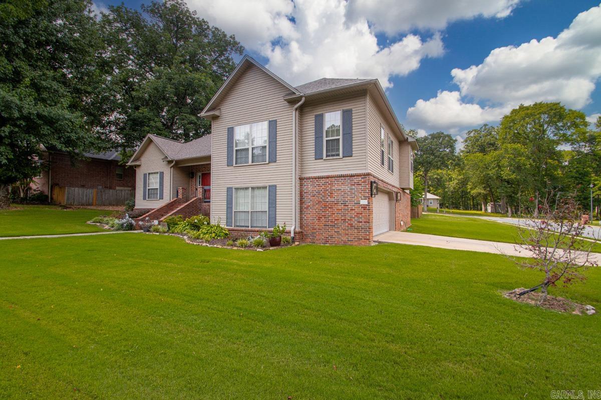 WOODLAND PARK - Residential
