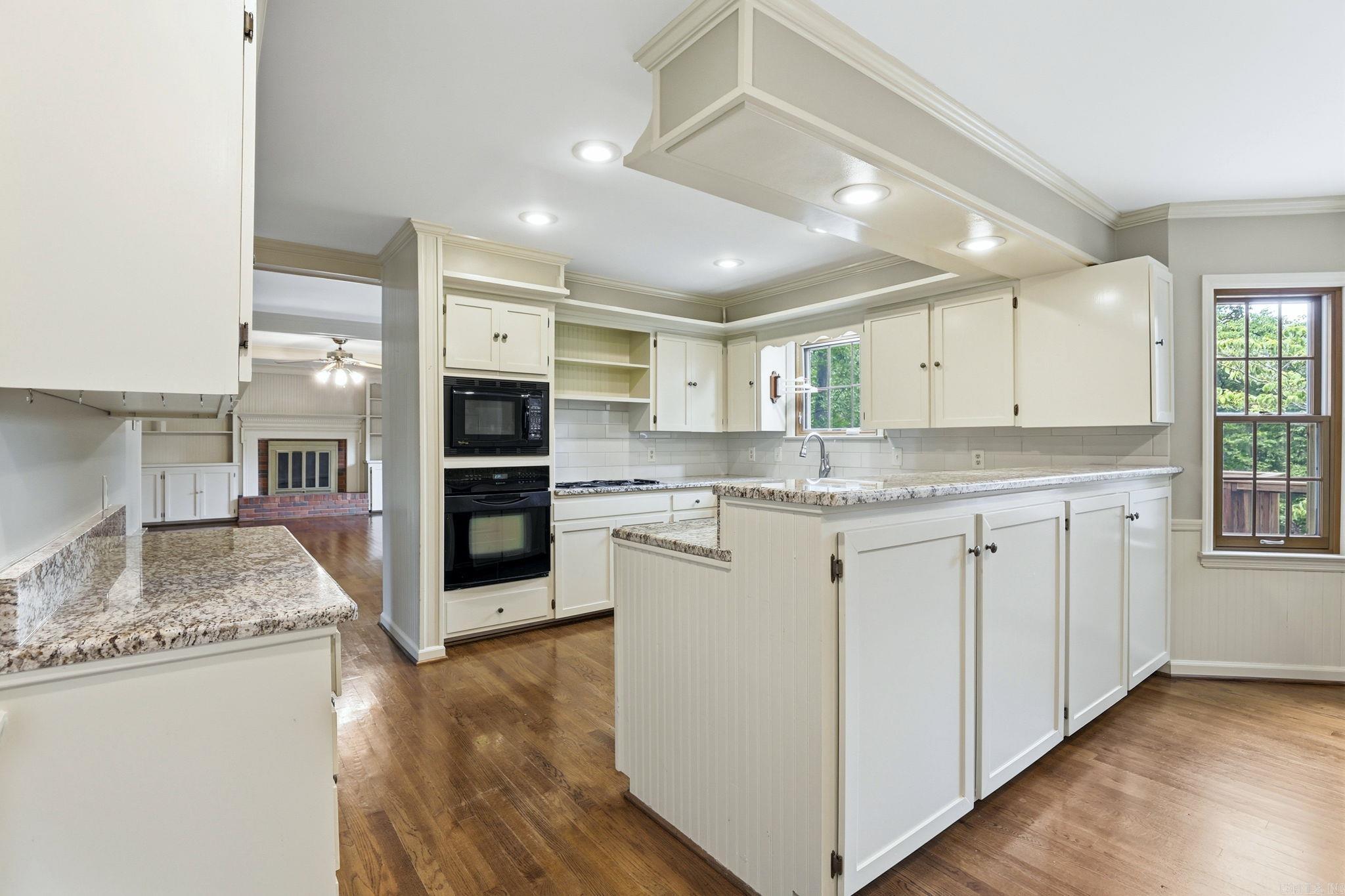 PLEASANT VALLEY - Residential