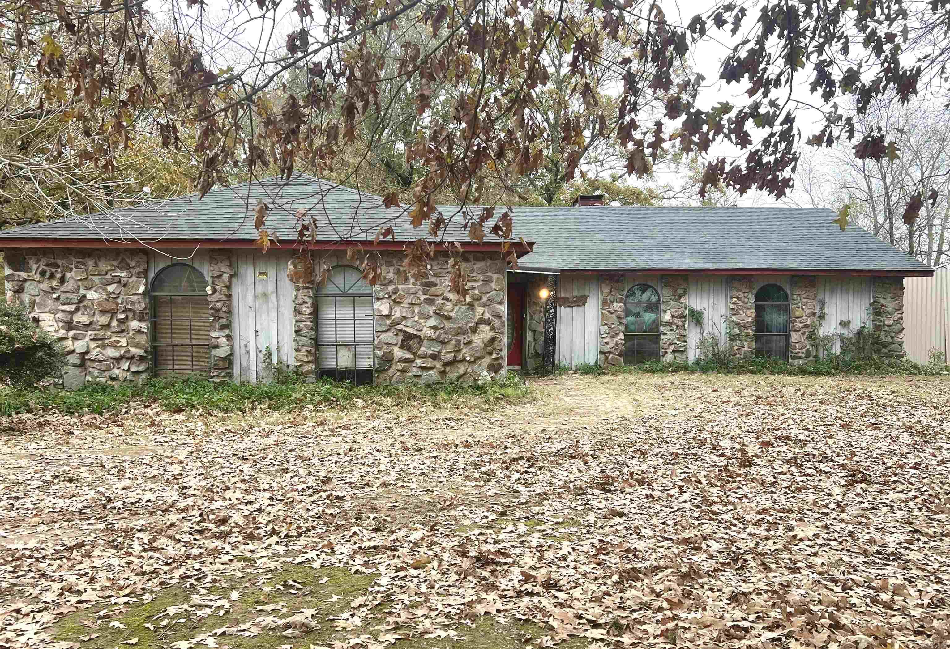 WOODLAND ESTATES - Residential