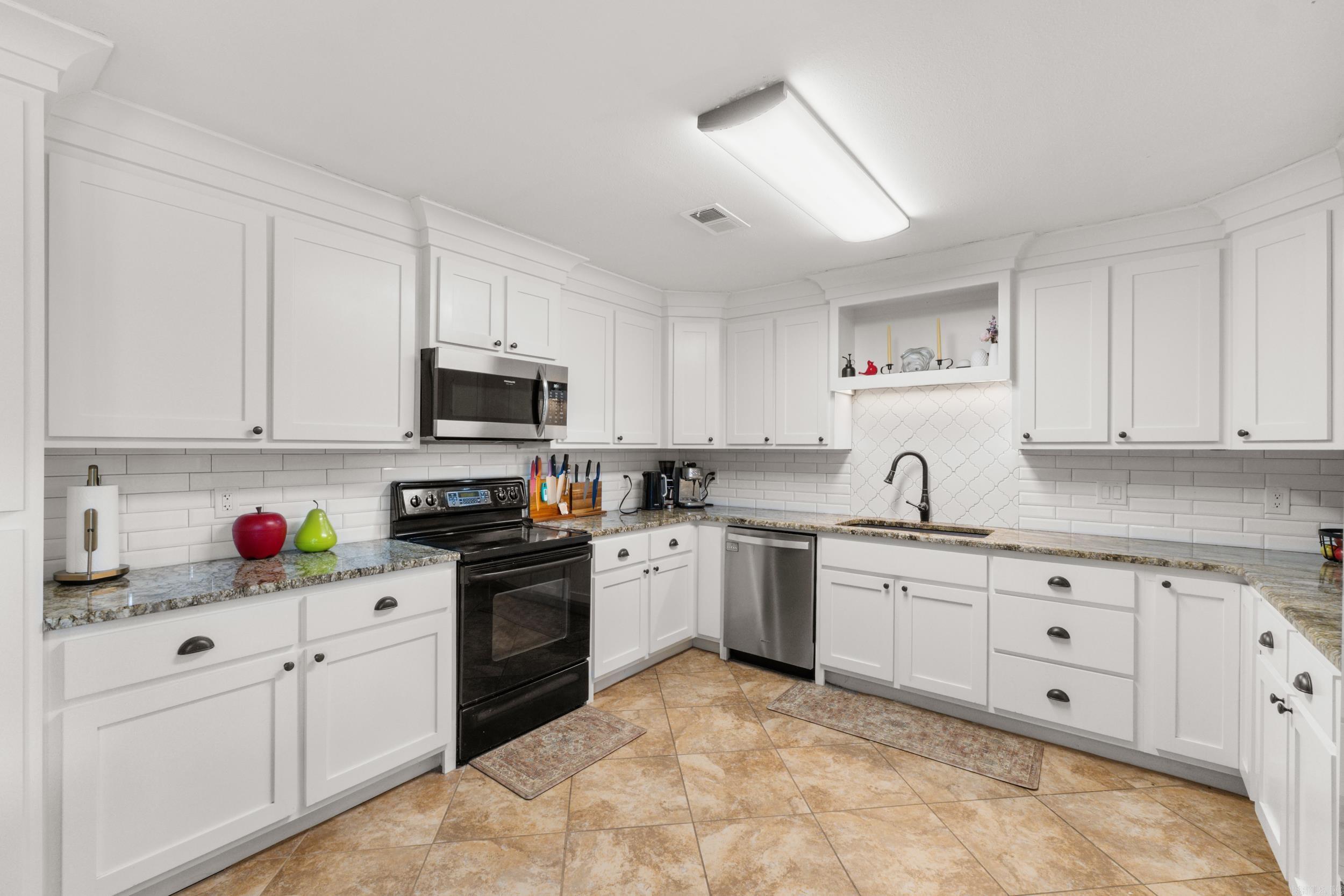 TUCKER CREEK - Residential