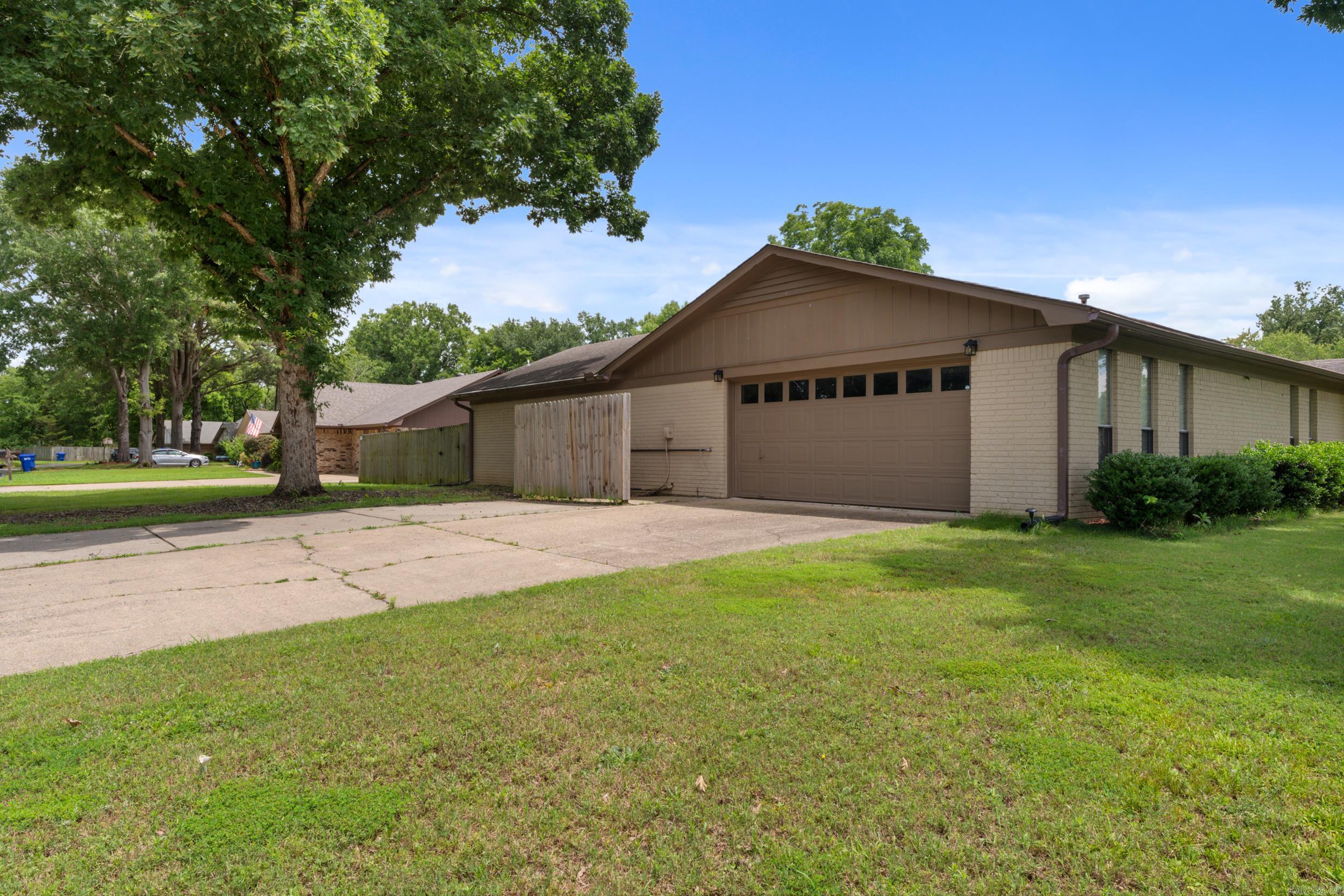 TUCKER CREEK - Residential