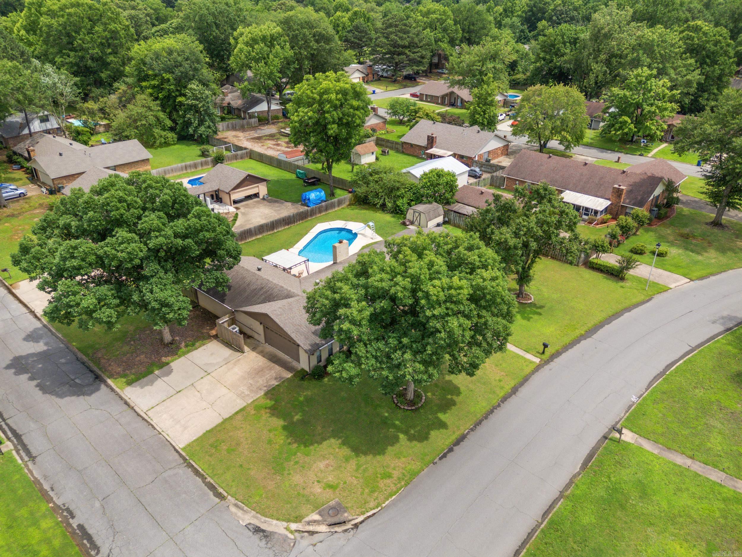 TUCKER CREEK - Residential