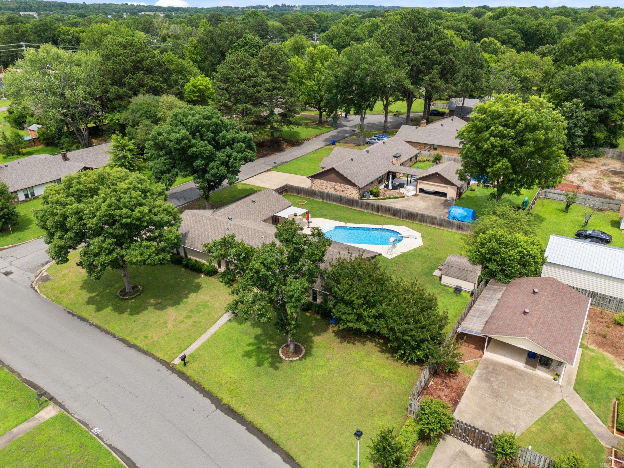 TUCKER CREEK - Residential