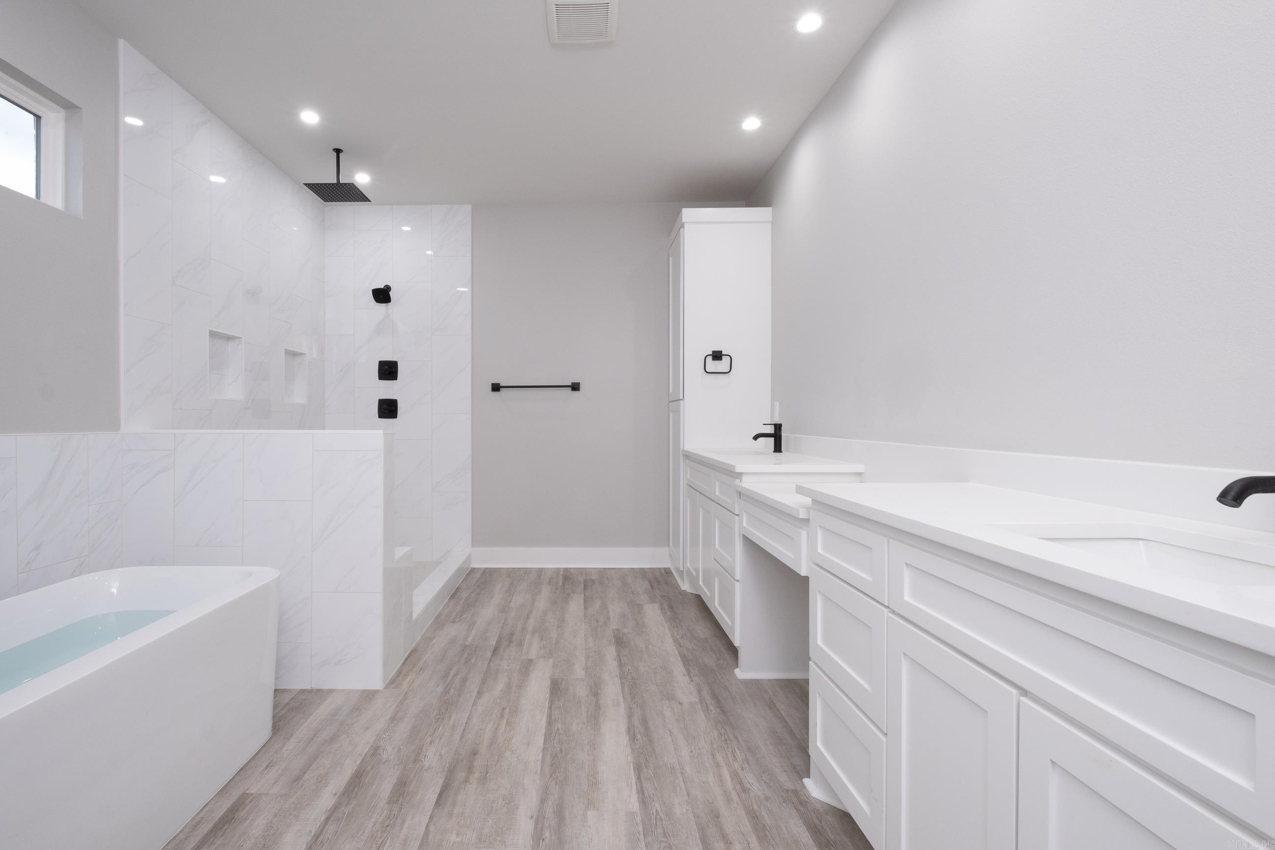 CORAL RIDGE - Residential