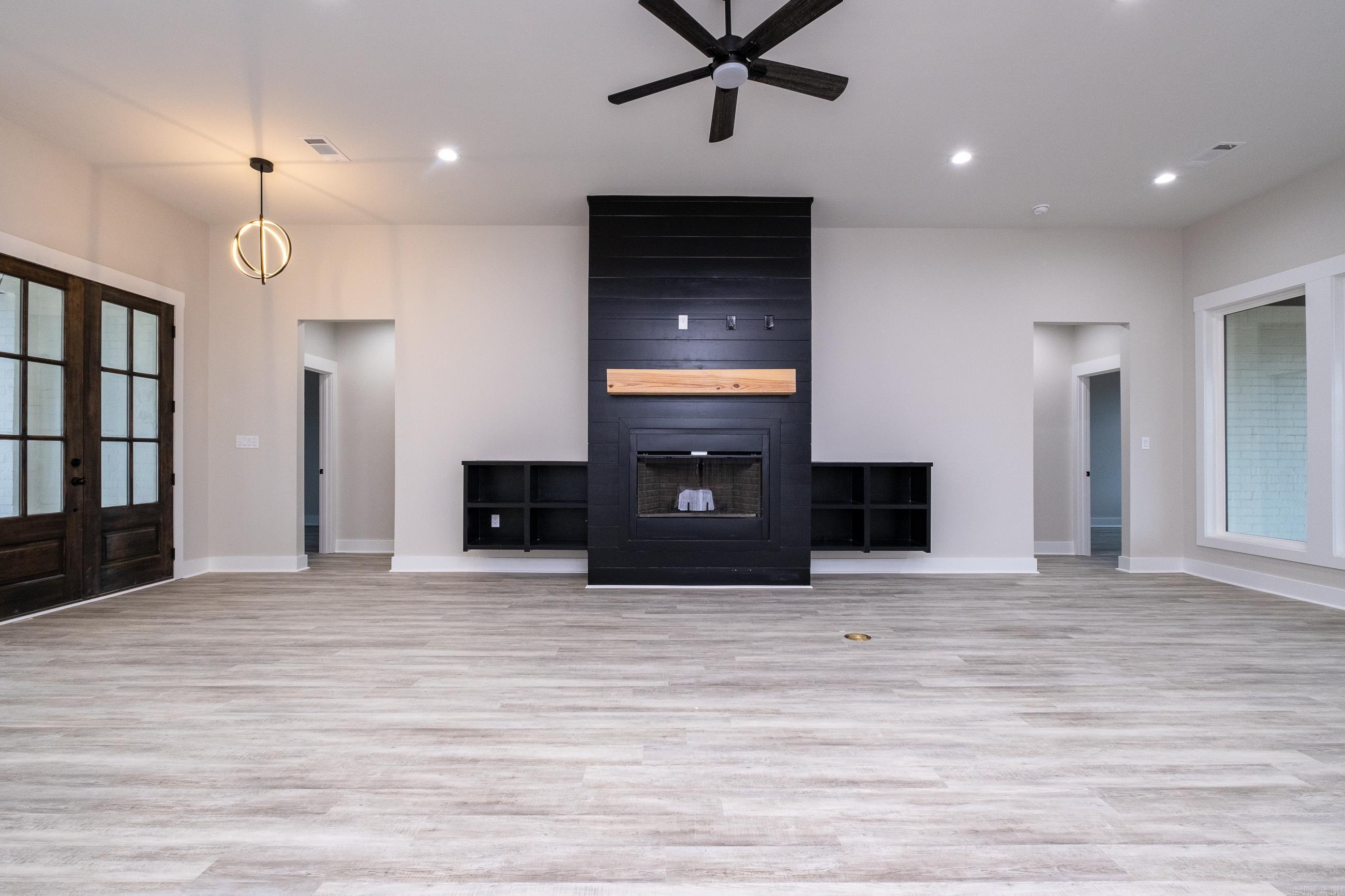 CORAL RIDGE - Residential