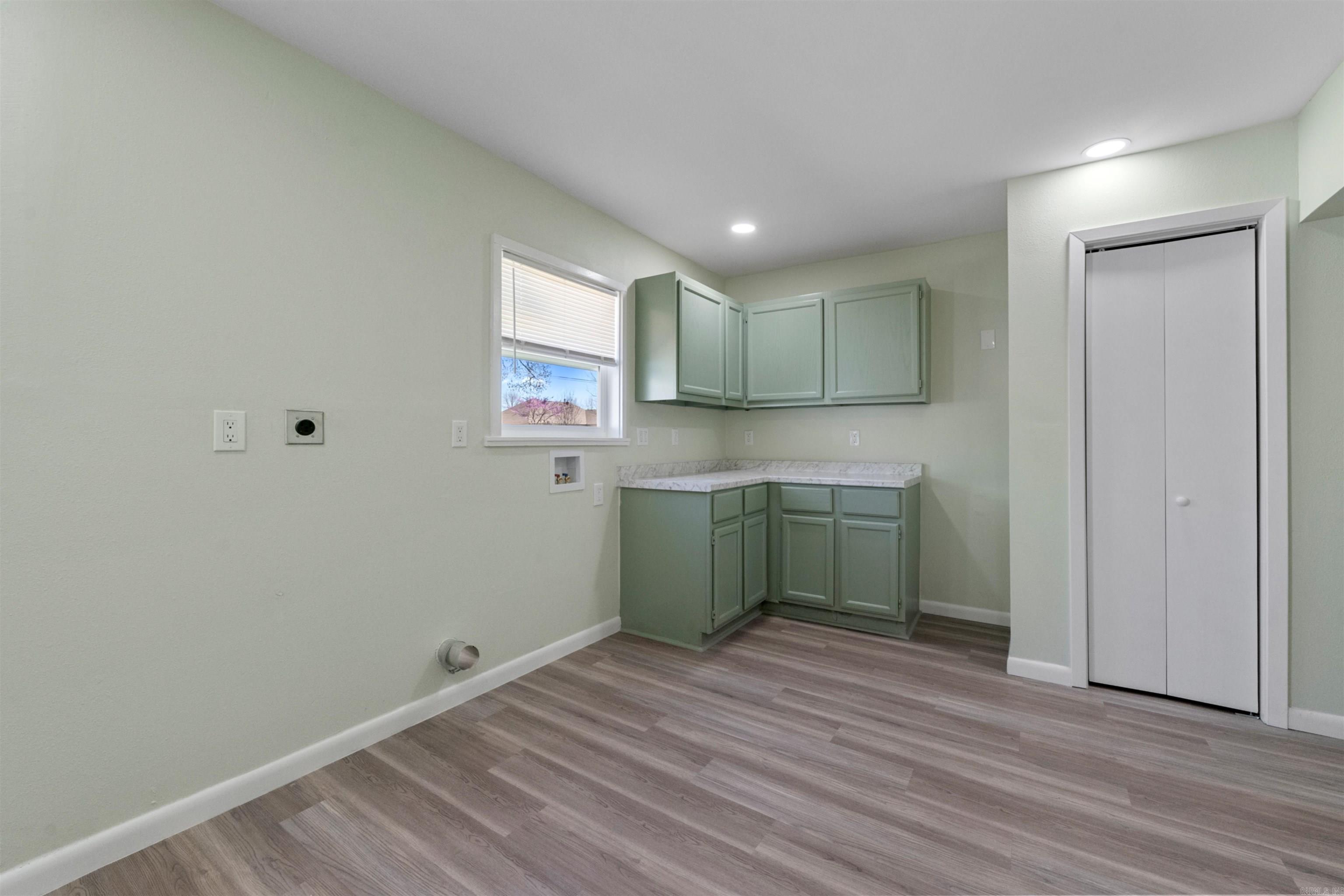 JAXON TERRACE - Residential