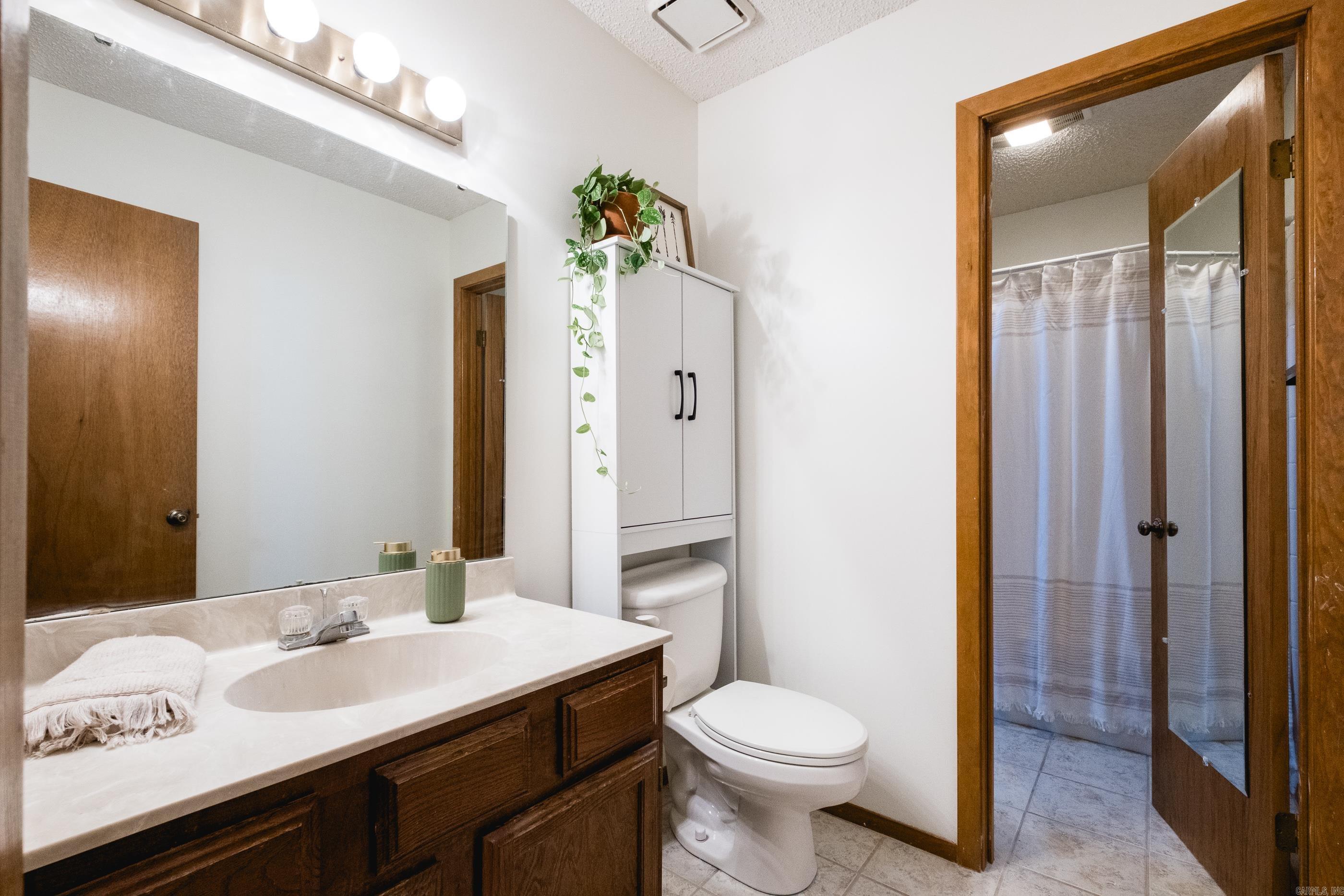 GIBRALTER HGTS - Residential