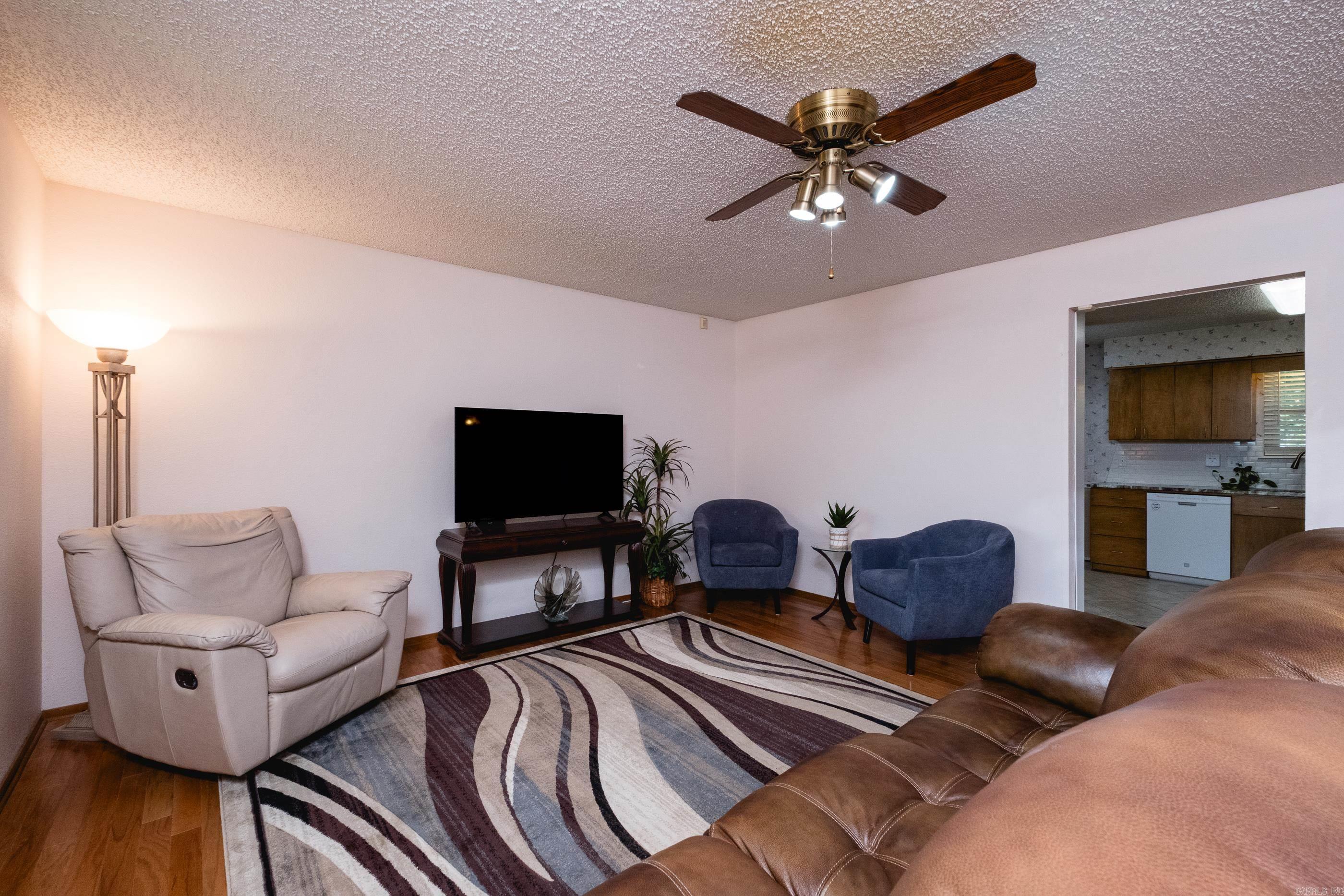 GIBRALTER HGTS - Residential