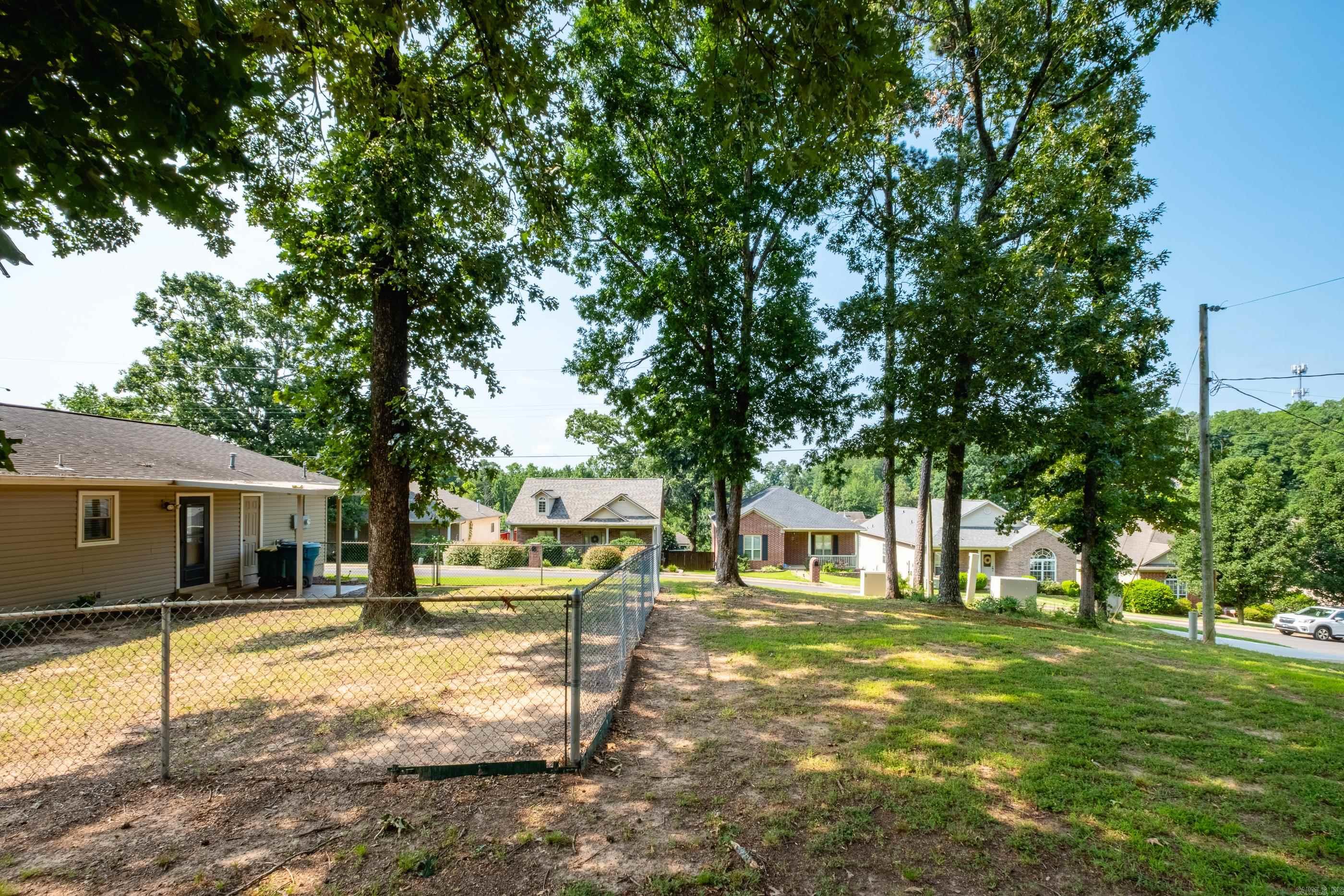 GIBRALTER HGTS - Residential